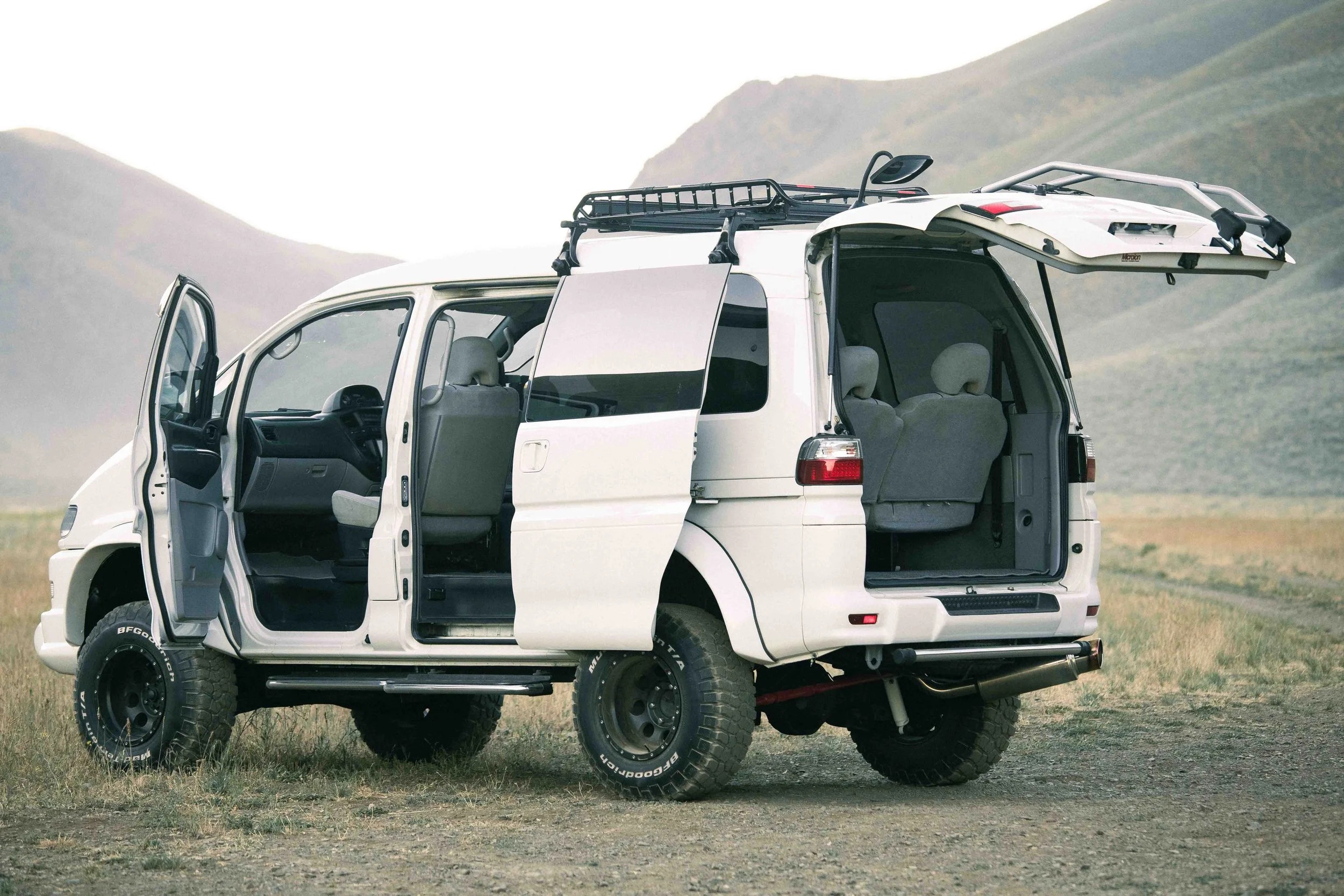 2000 Mitsubishi Delica L400 Space Gear - 5