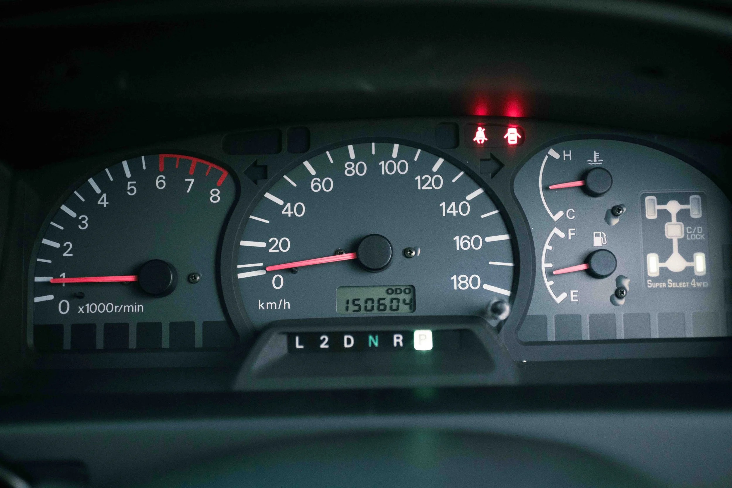 2000 Mitsubishi Delica L400 Space Gear