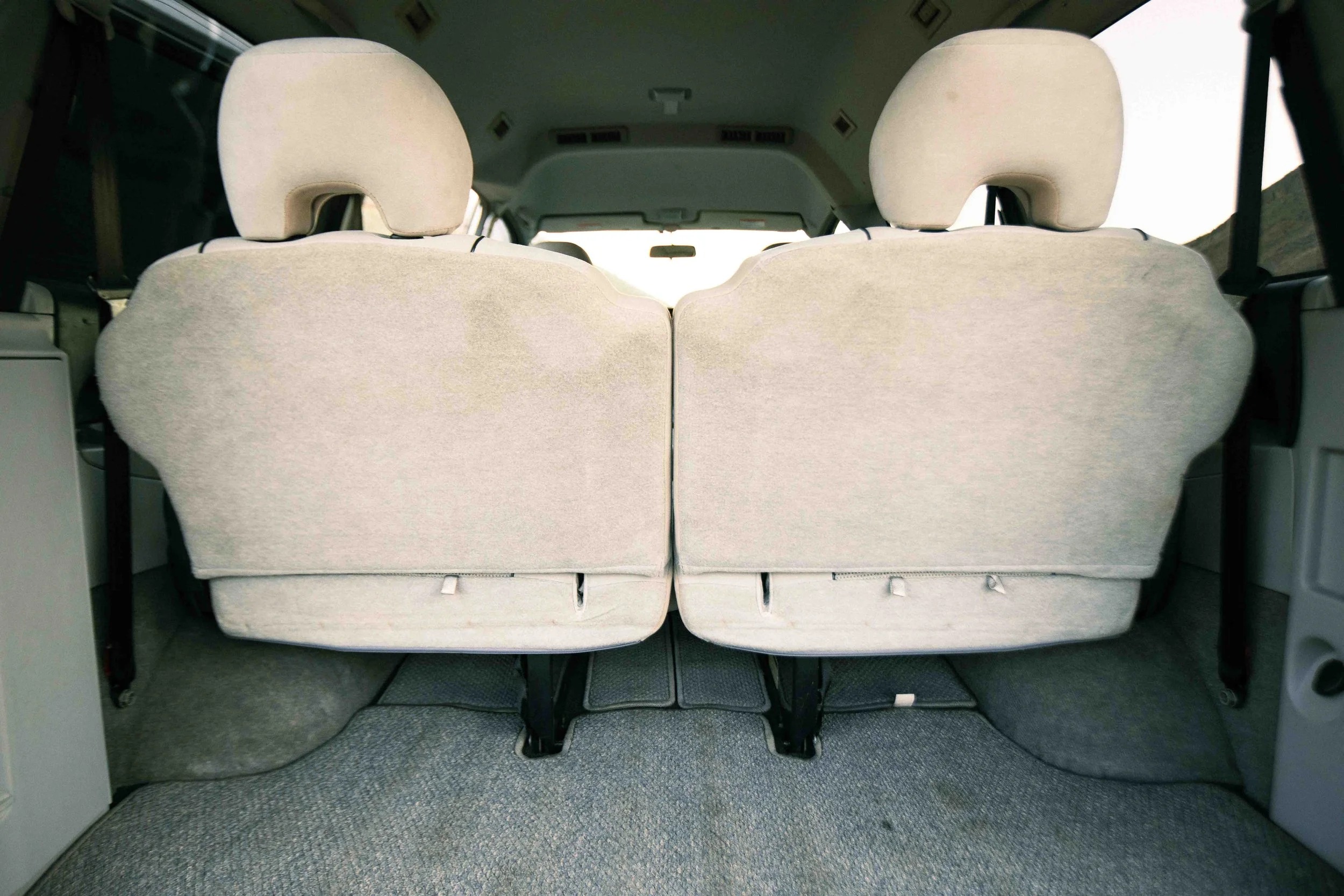 2000 Mitsubishi Delica L400 Space Gear