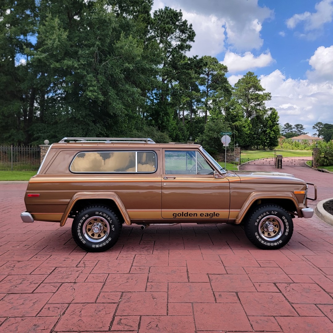 1979 Jeep Cherokee Chief Golden Eagle - 2