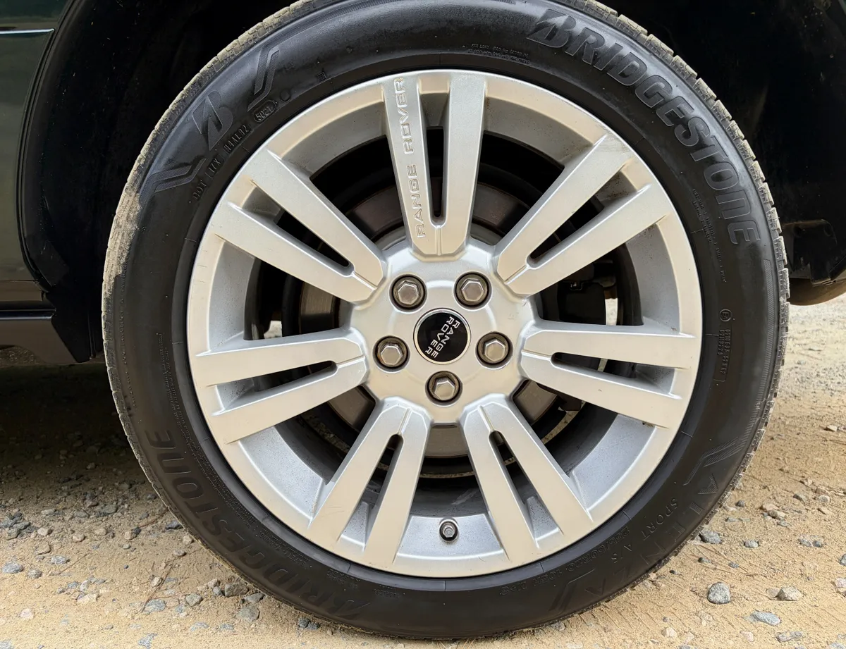 2012 Land Rover Range Rover HSE Lux