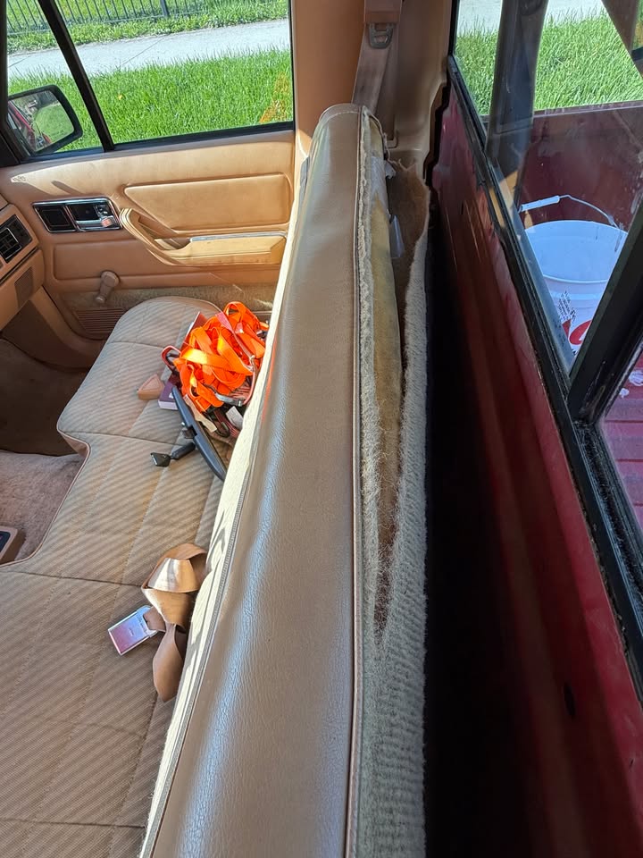 1988 Jeep Comanche Pioneer Olympic Edition