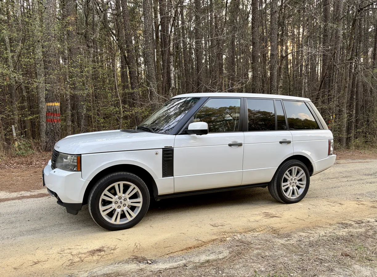 2011 Land Rover Range Rover HSE Luxury
