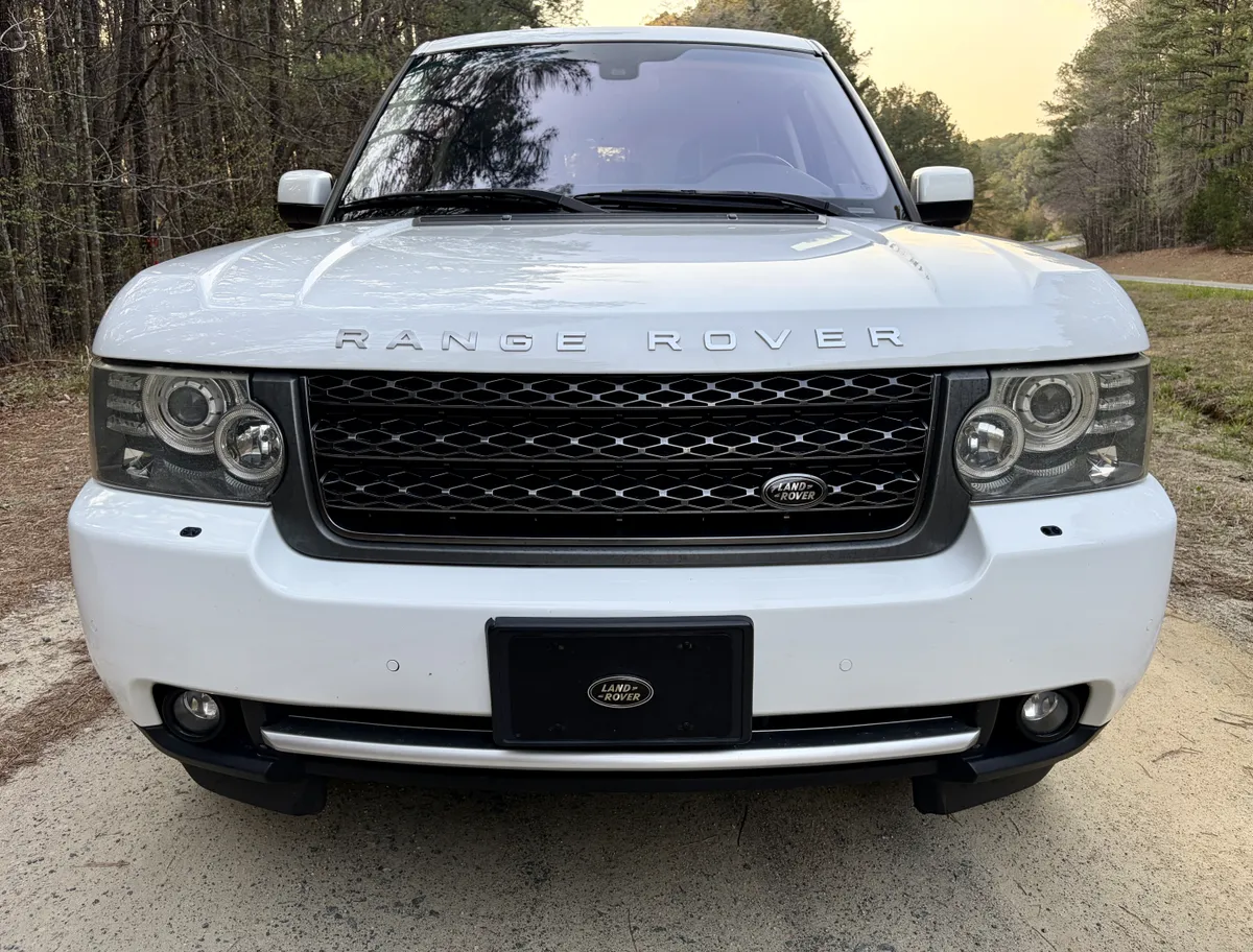 2011 Land Rover Range Rover HSE Luxury