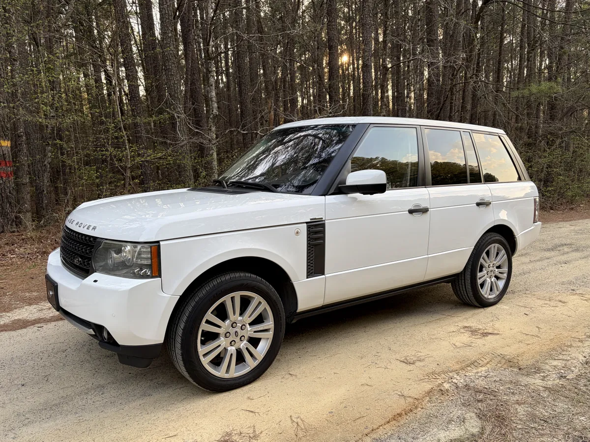 2011 Land Rover Range Rover HSE Luxury