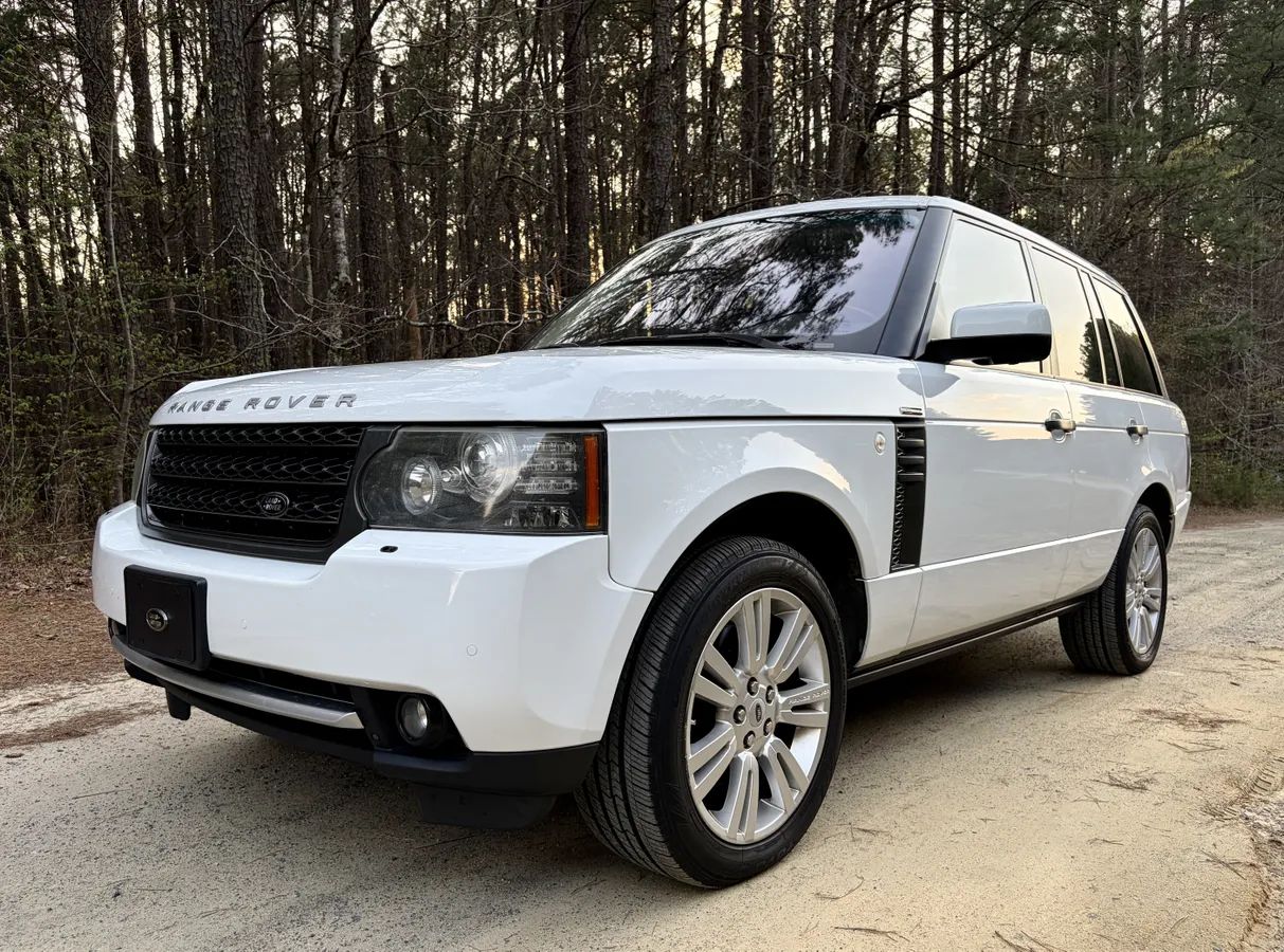 2011 Land Rover Range Rover HSE Luxury