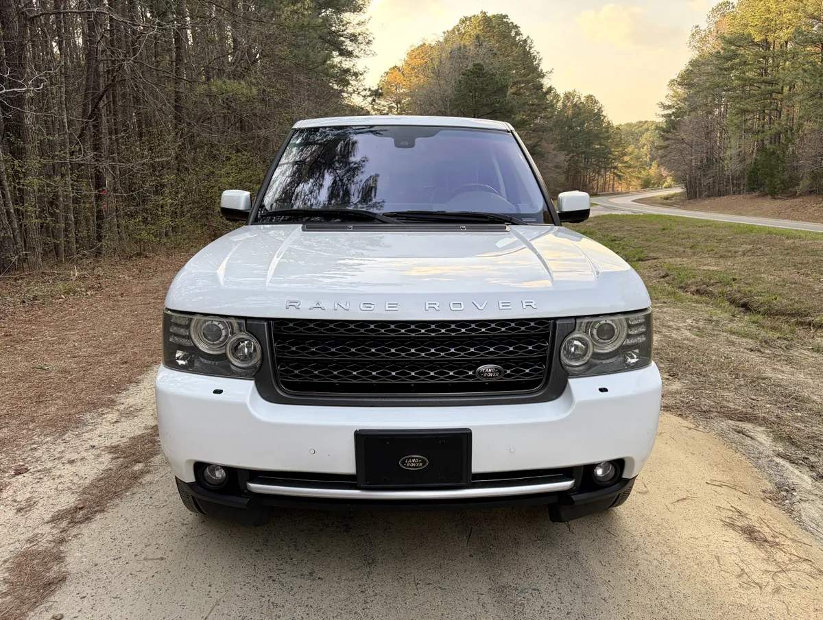 2011 Land Rover Range Rover HSE Luxury