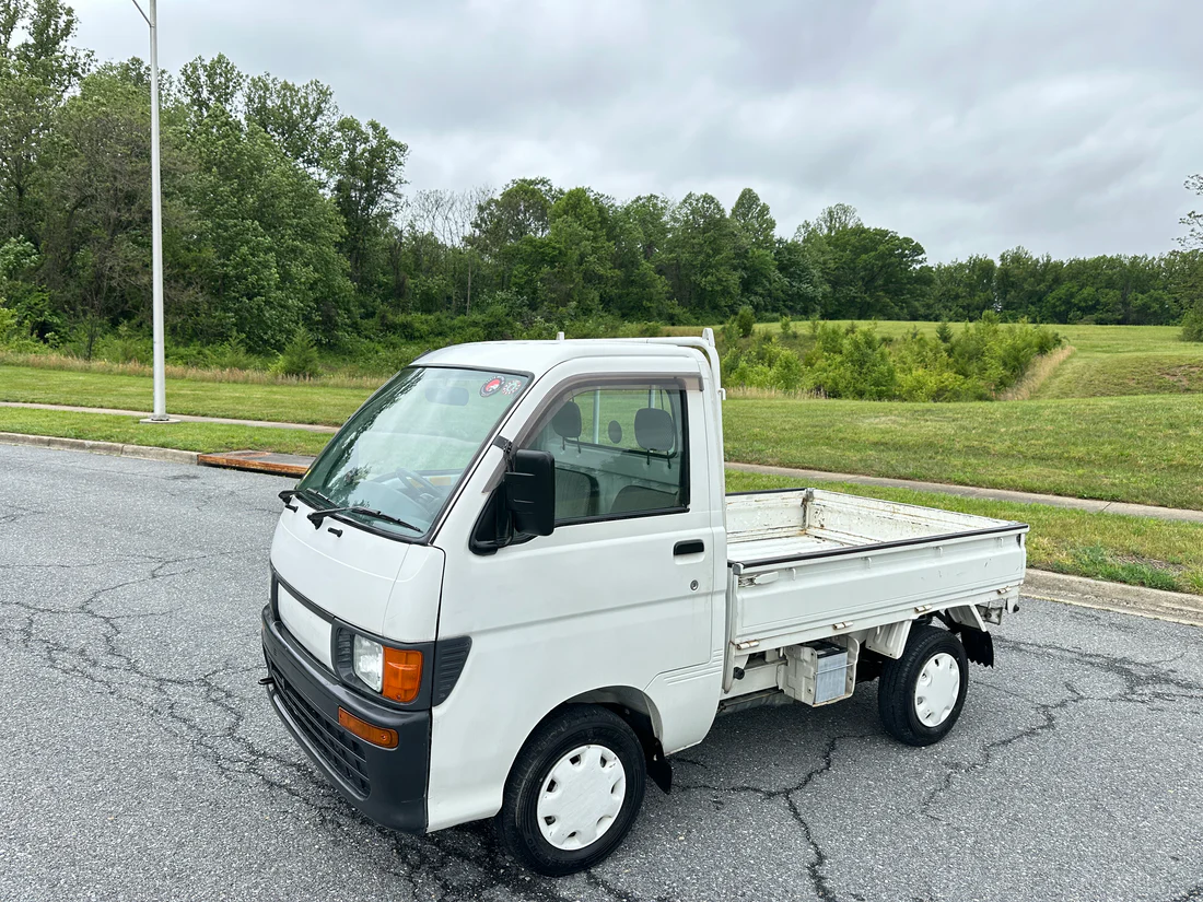 1997 Daihatsu HiJet Dump Truck 4WD