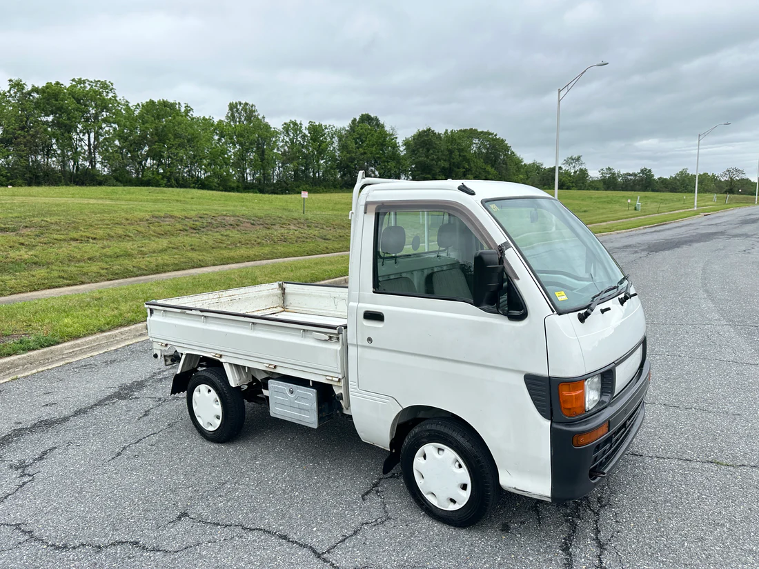 1997 Daihatsu HiJet Dump Truck 4WD