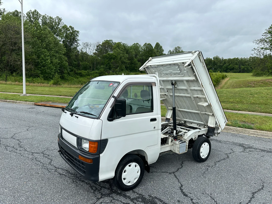 1997 Daihatsu HiJet Dump Truck 4WD
