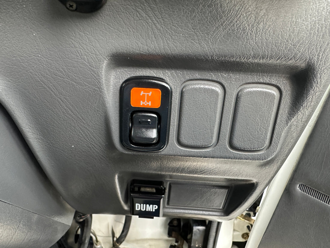 1997 Daihatsu HiJet Dump Truck 4WD