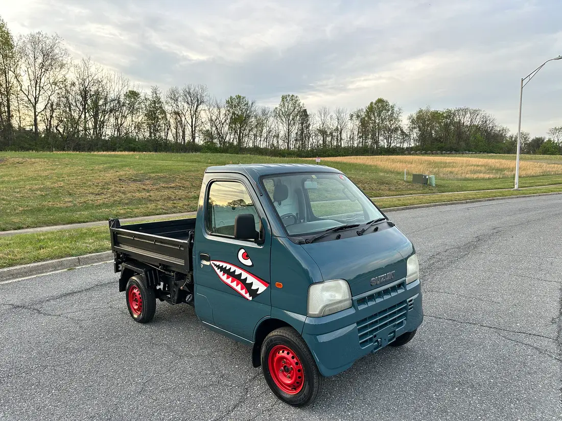 2000 Suzuki Carry 3-Way Dump Truck