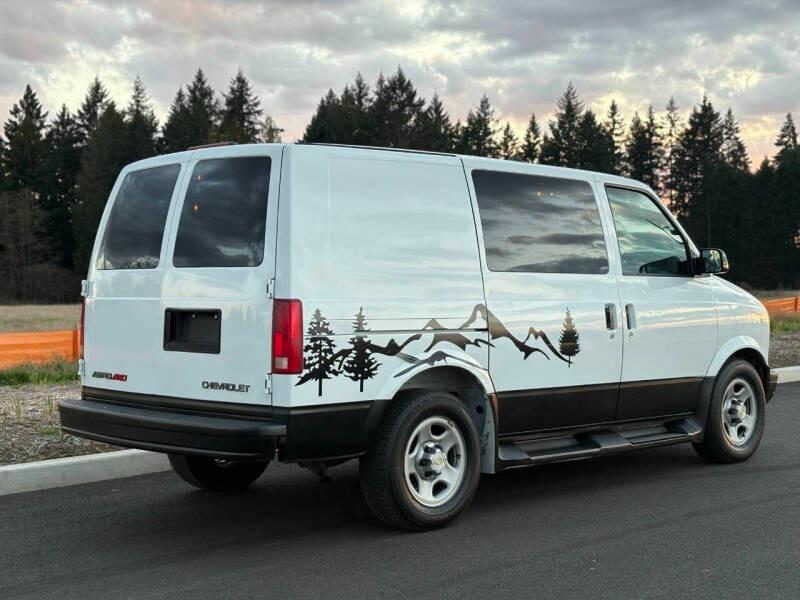 2005 Chevrolet Astro 4x4 Camper - 4