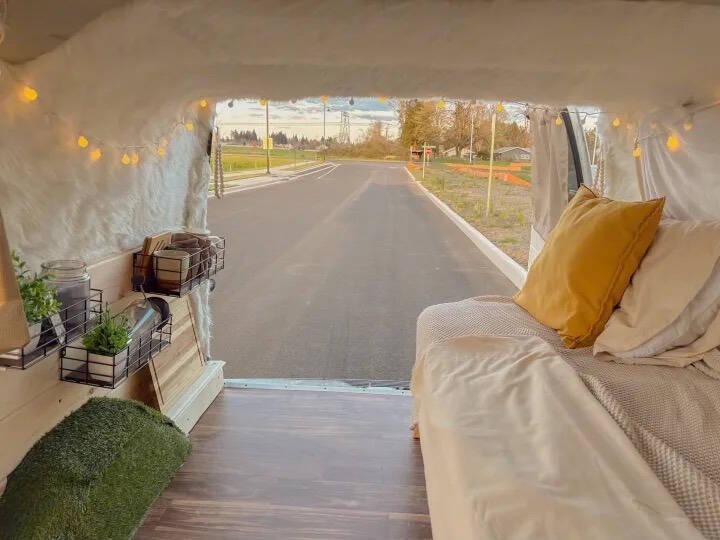 2005 Chevrolet Astro 4x4 Camper
