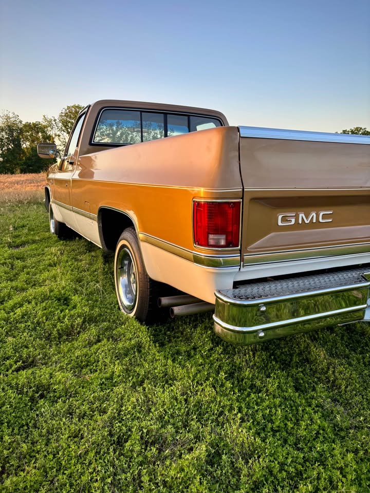 1985 GMC C1500 High Sierra Classic