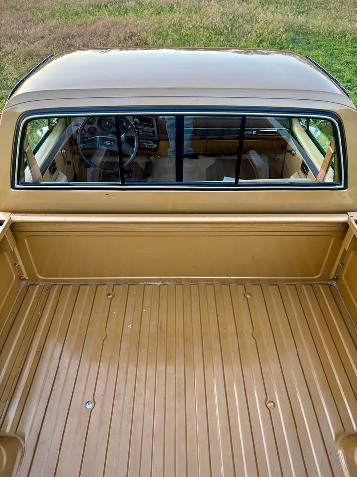 1985 GMC C1500 High Sierra Classic