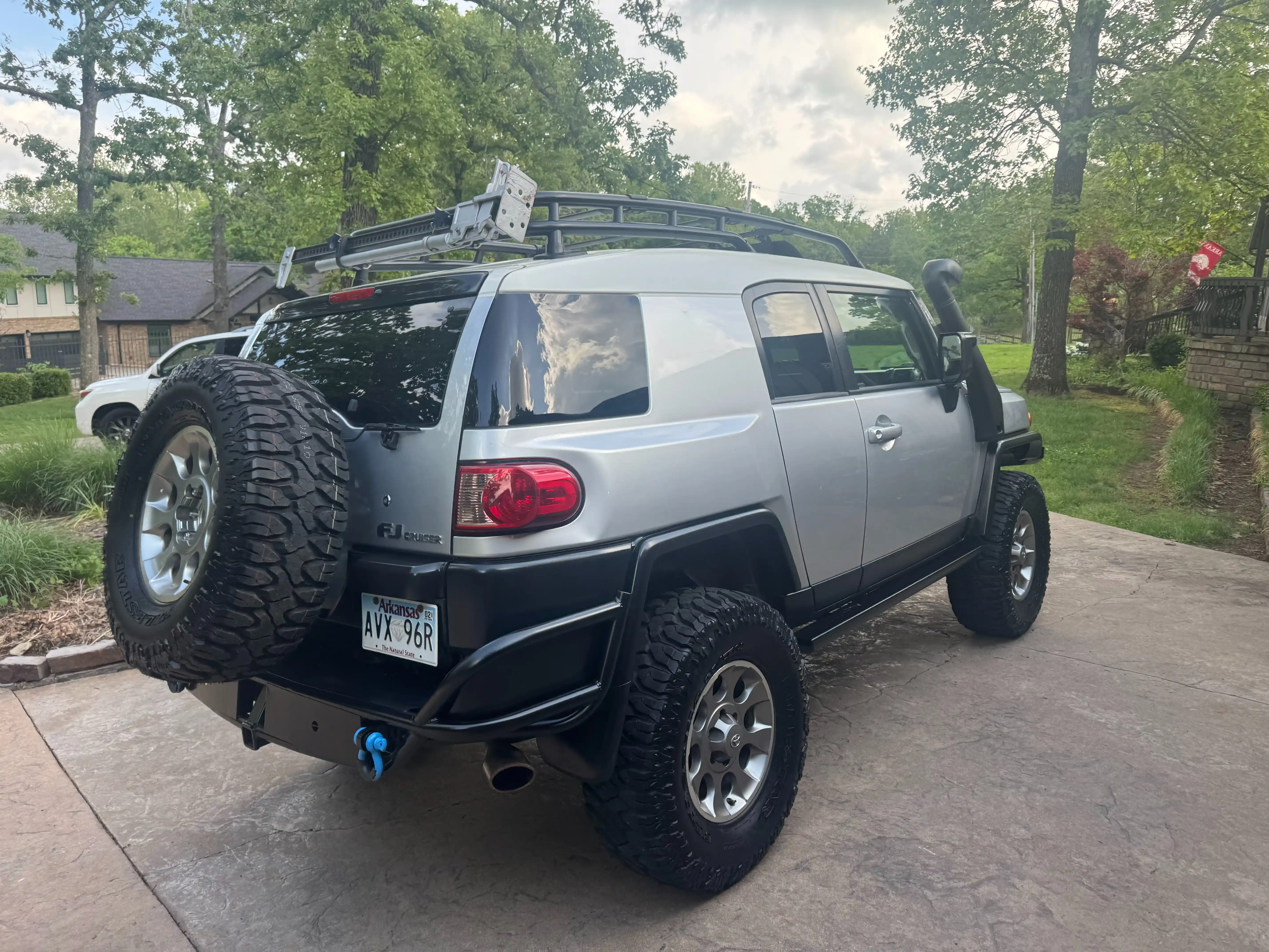 Modified 2007 Toyota FJ Cruiser - 4