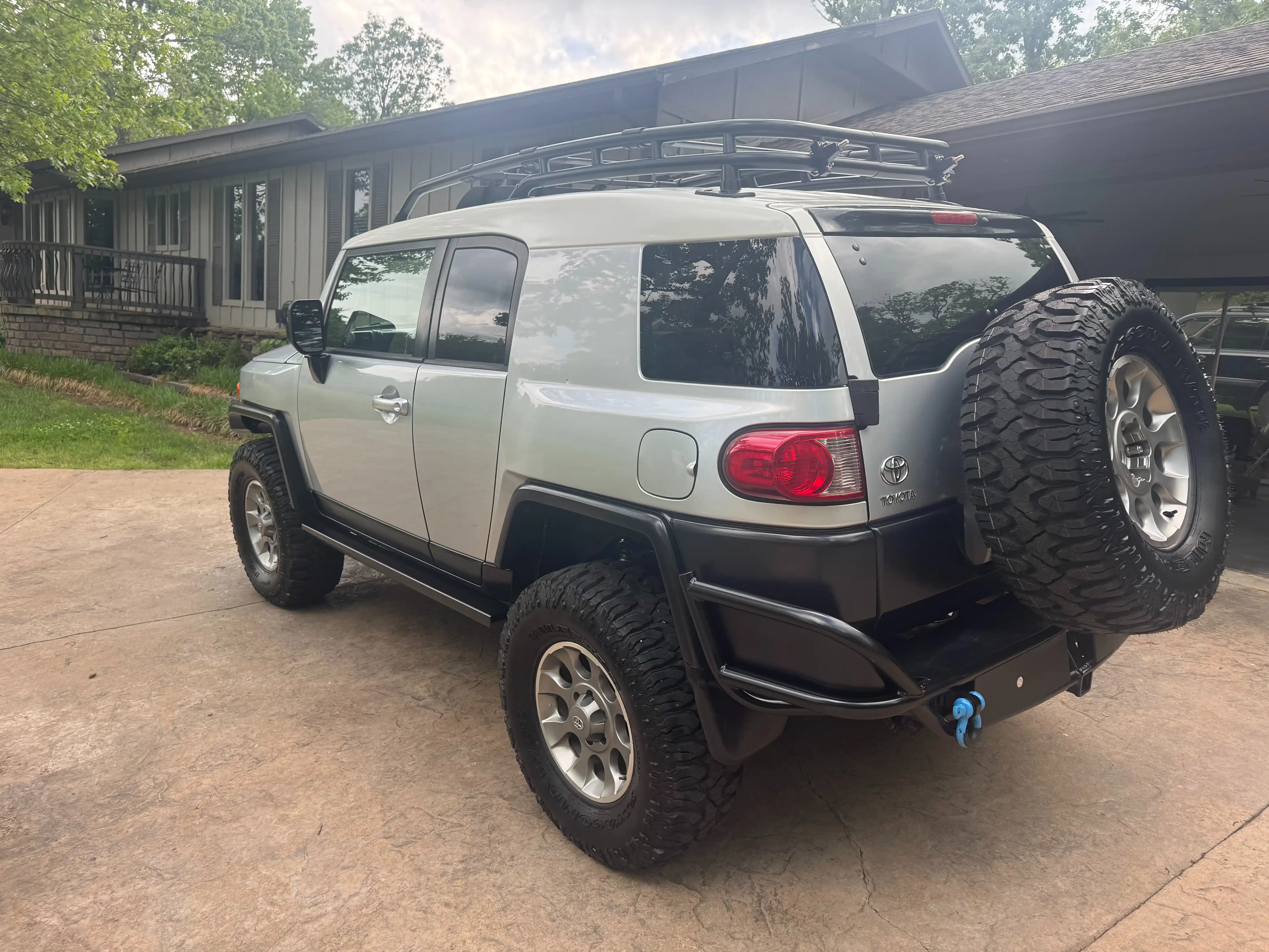 Modified 2007 Toyota FJ Cruiser - 5