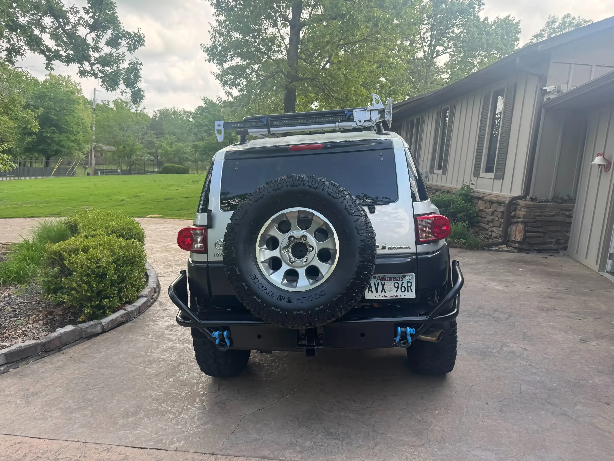 Modified 2007 Toyota FJ Cruiser - 3