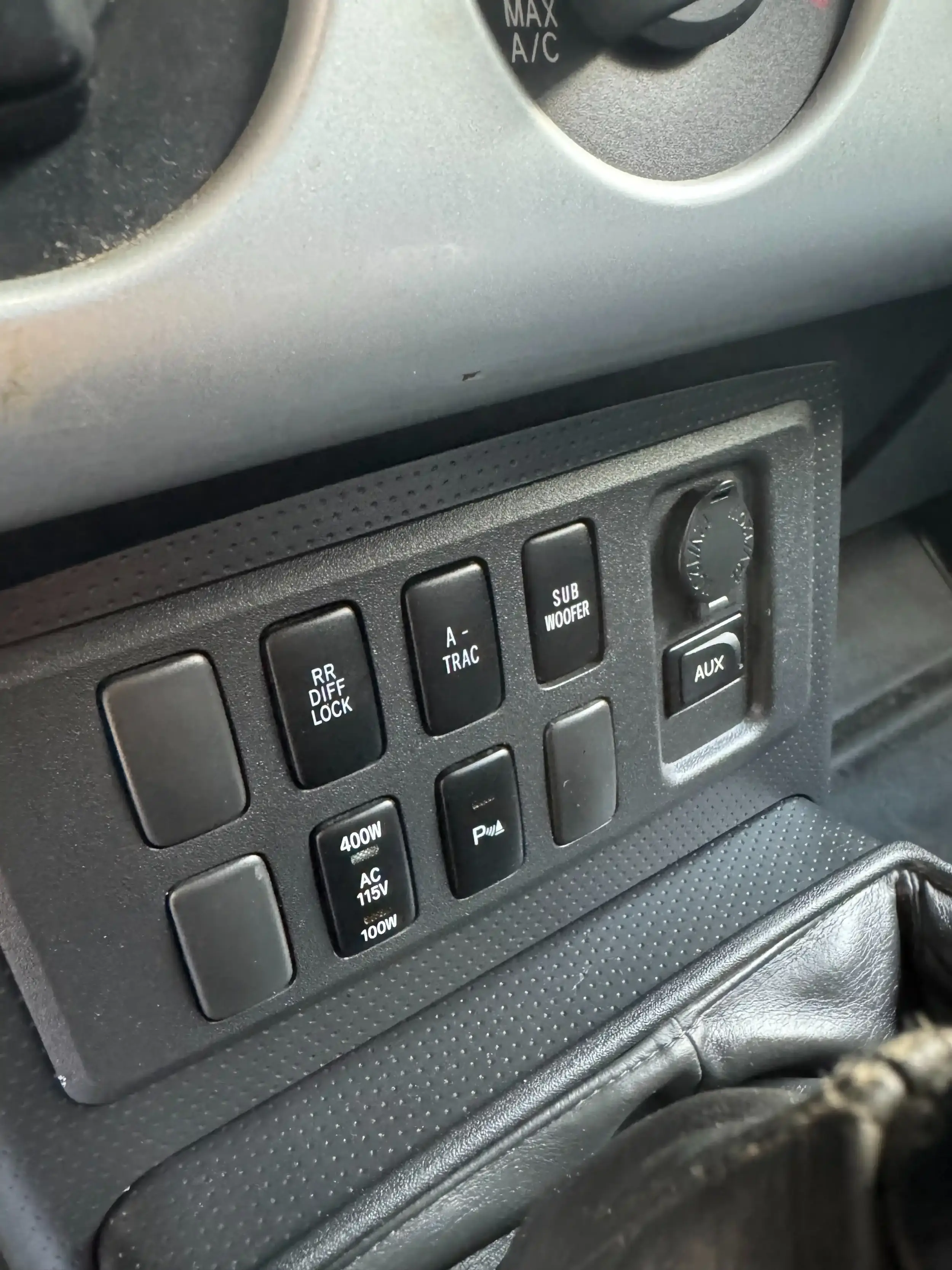 Modified 2007 Toyota FJ Cruiser