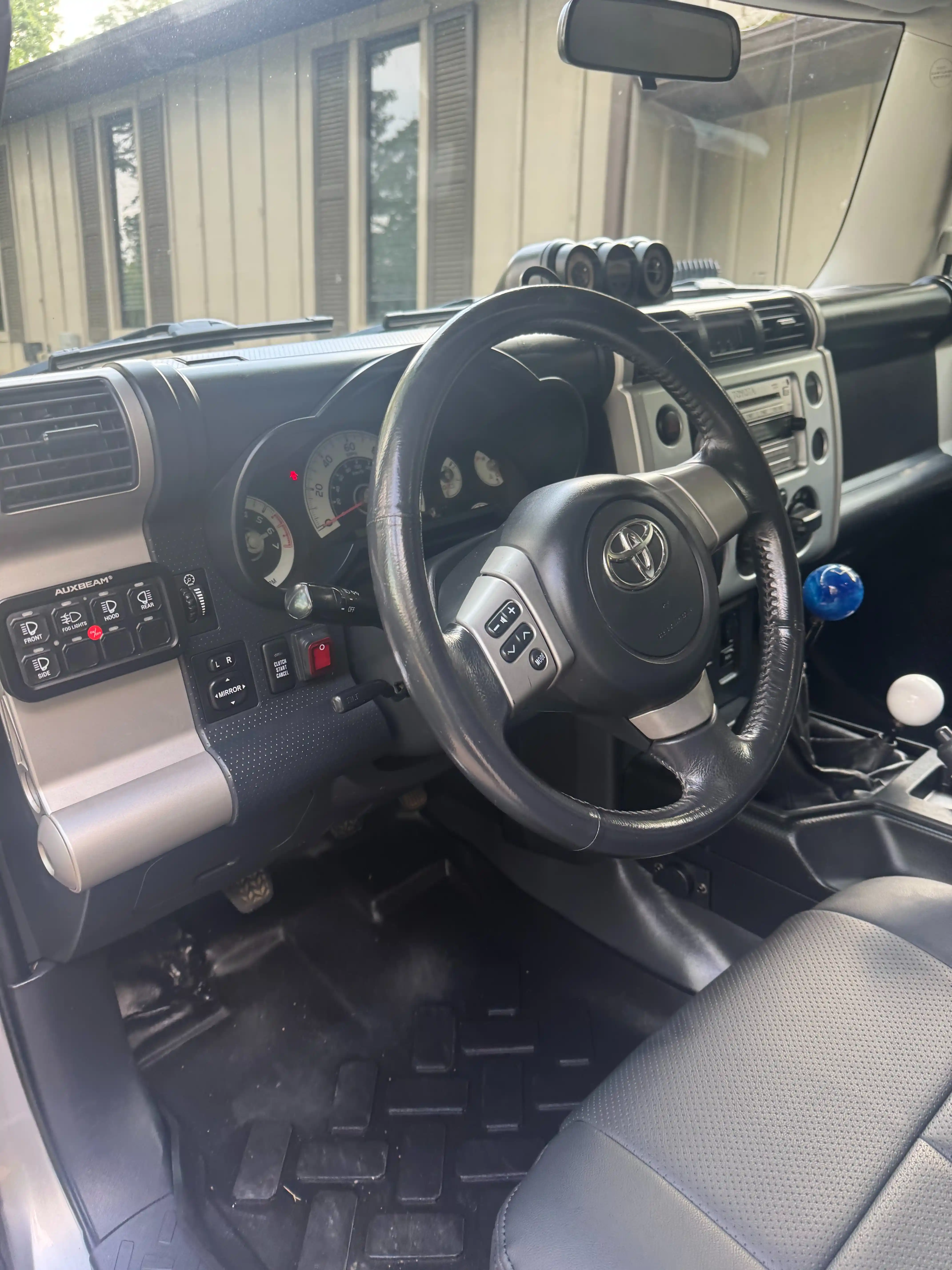 Modified 2007 Toyota FJ Cruiser