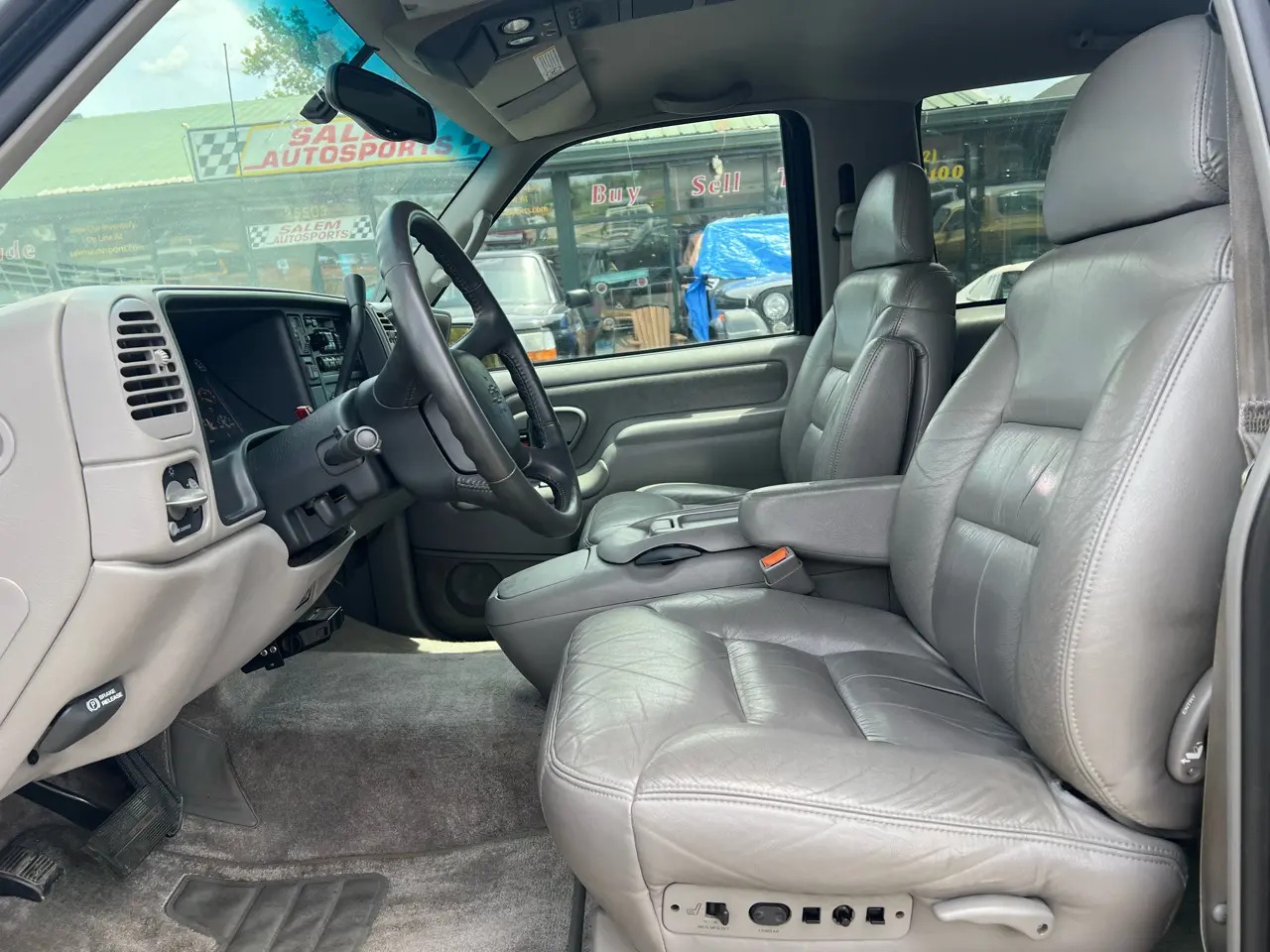 1999 Chevrolet Tahoe LT