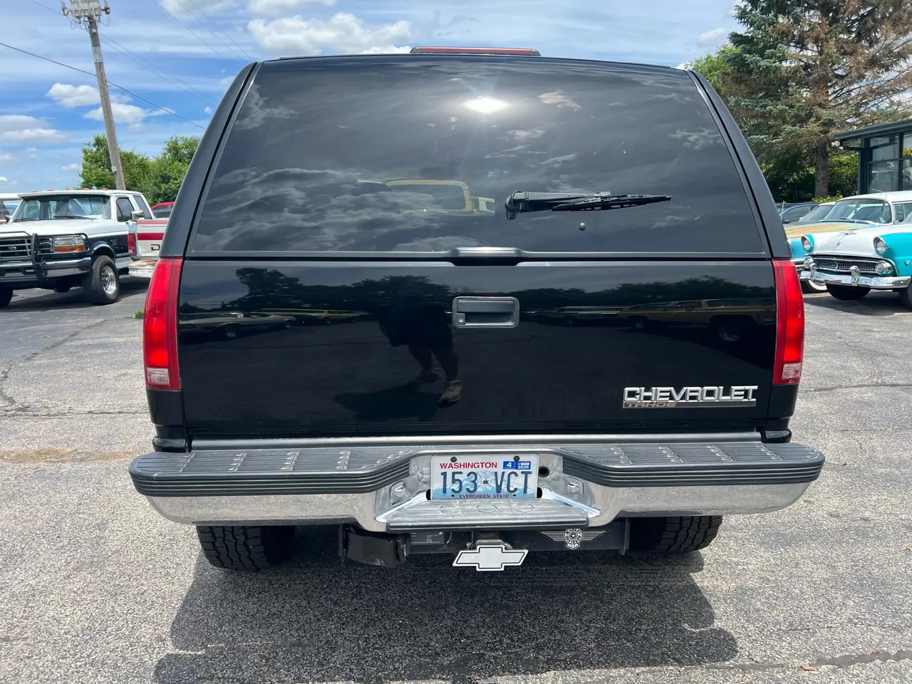 1999 Chevrolet Tahoe LT - 5