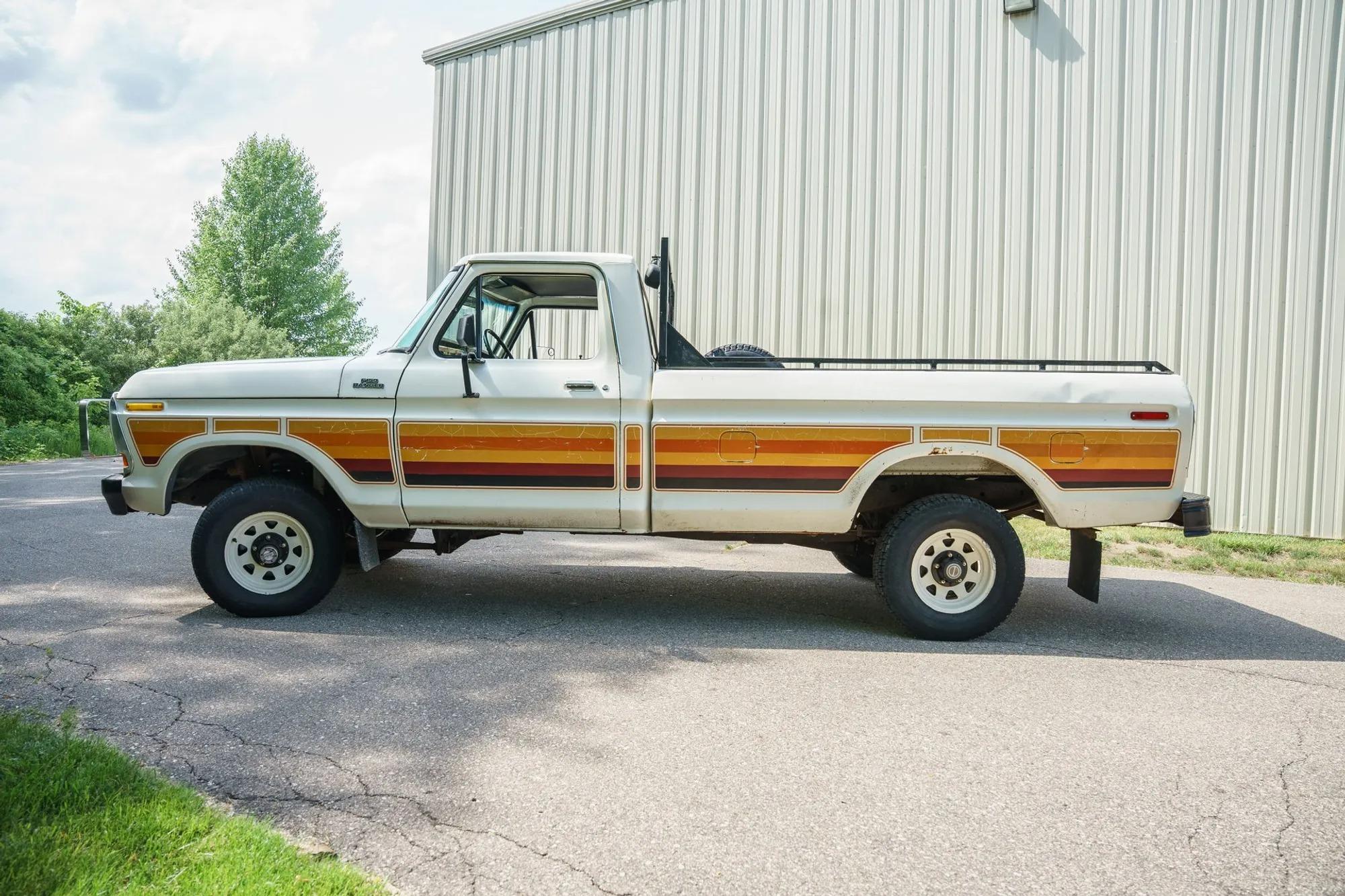 1979 Ford F-150 Ranger Free Wheelin'