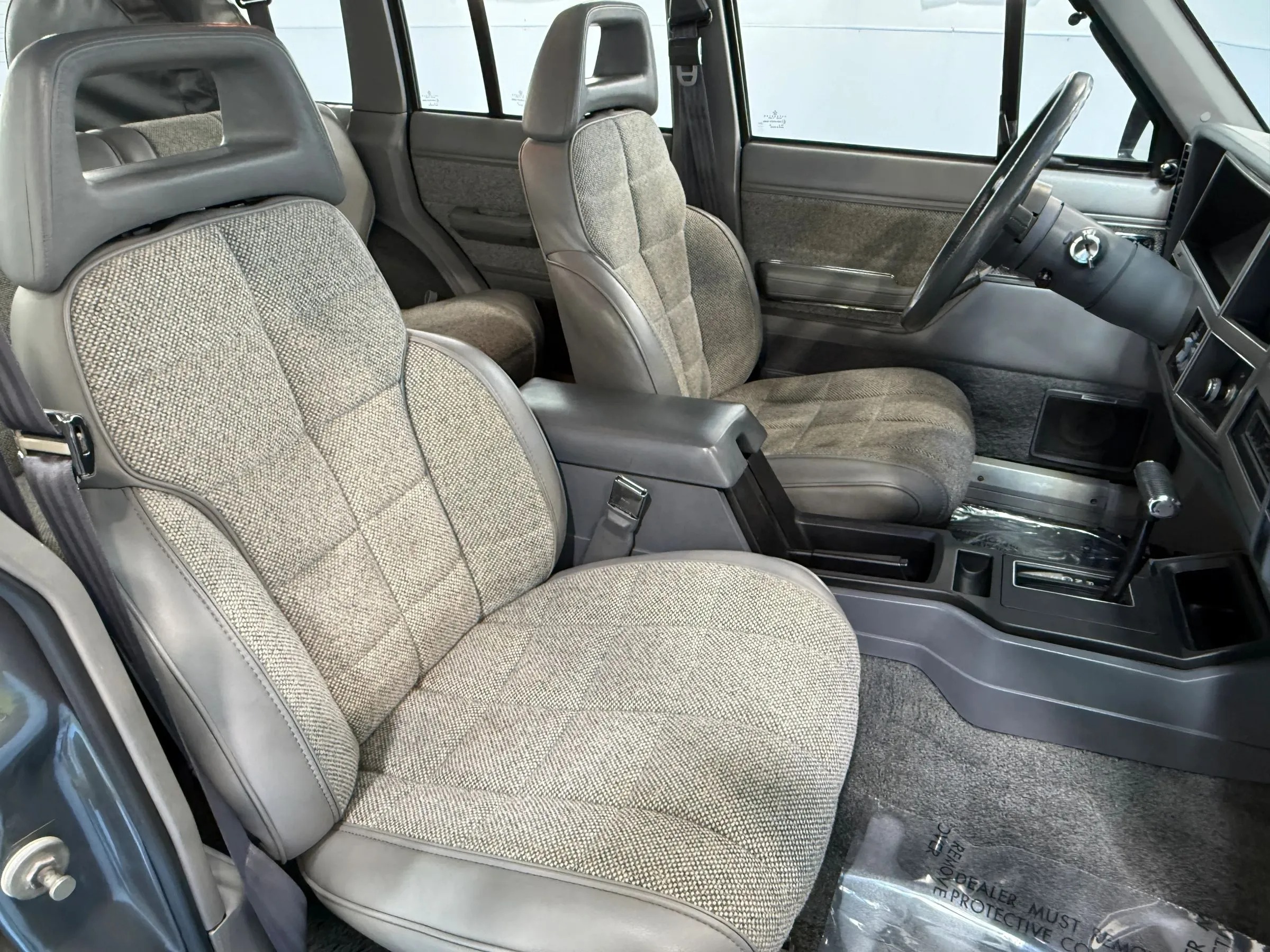 1990 Jeep Cherokee Laredo