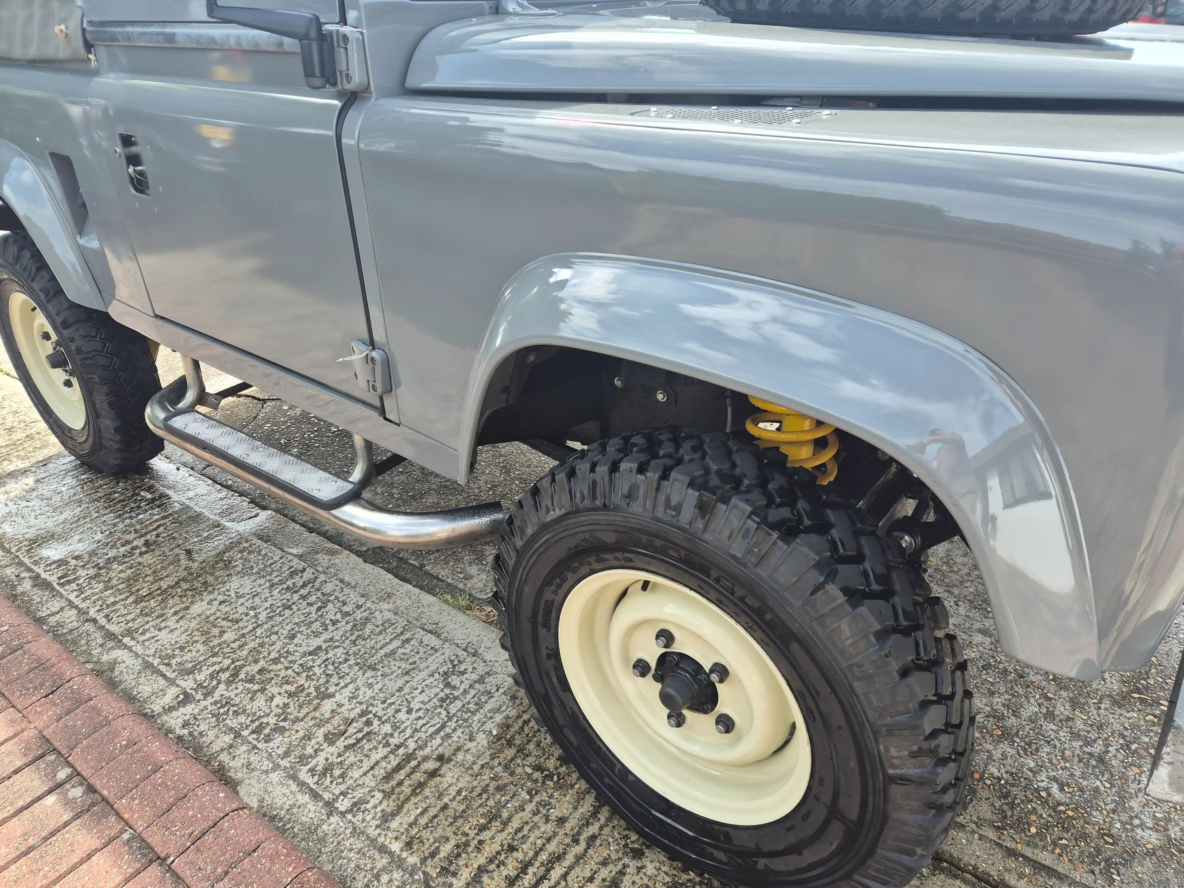 1990 Land Rover Defender 90