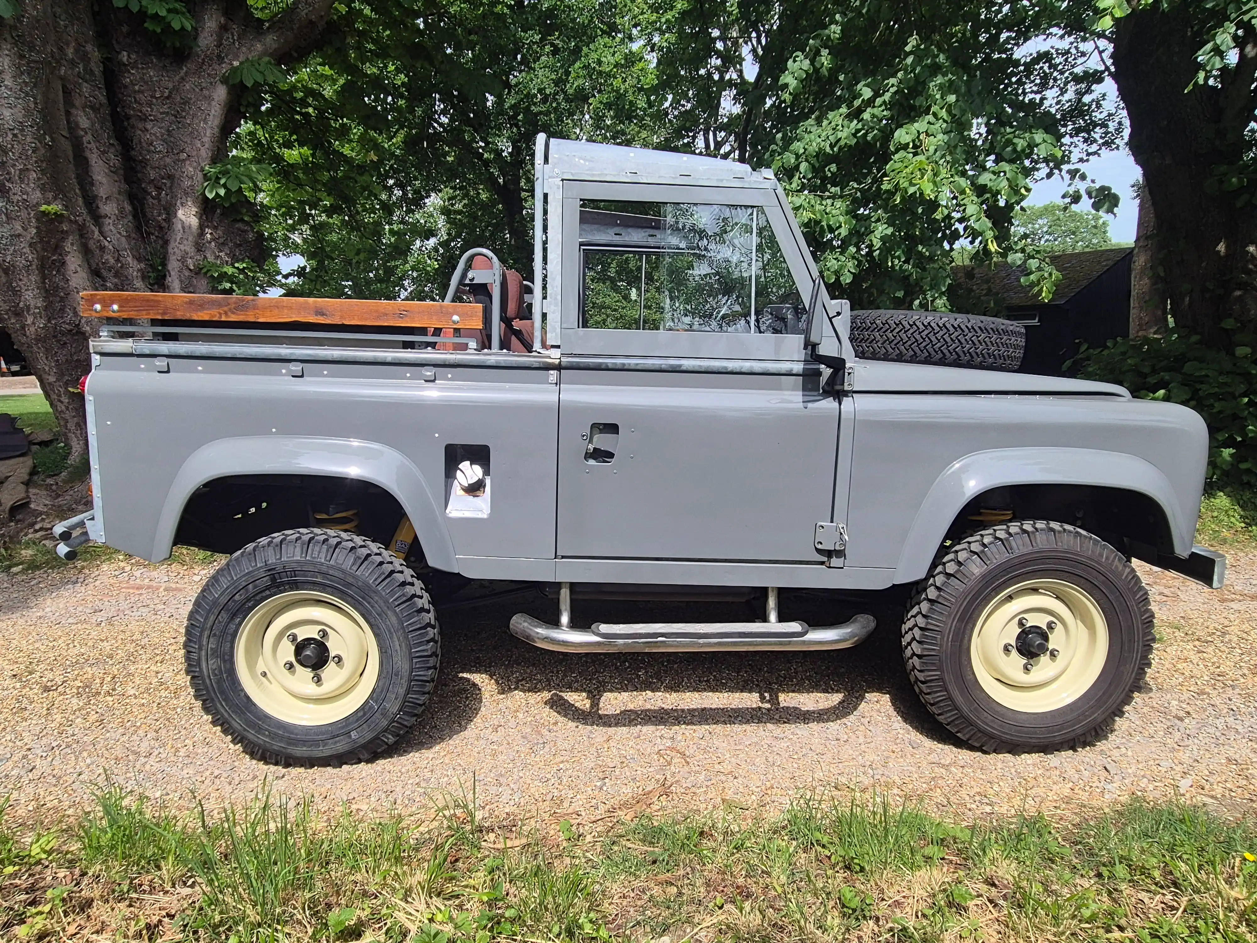 1990 Land Rover Defender 90