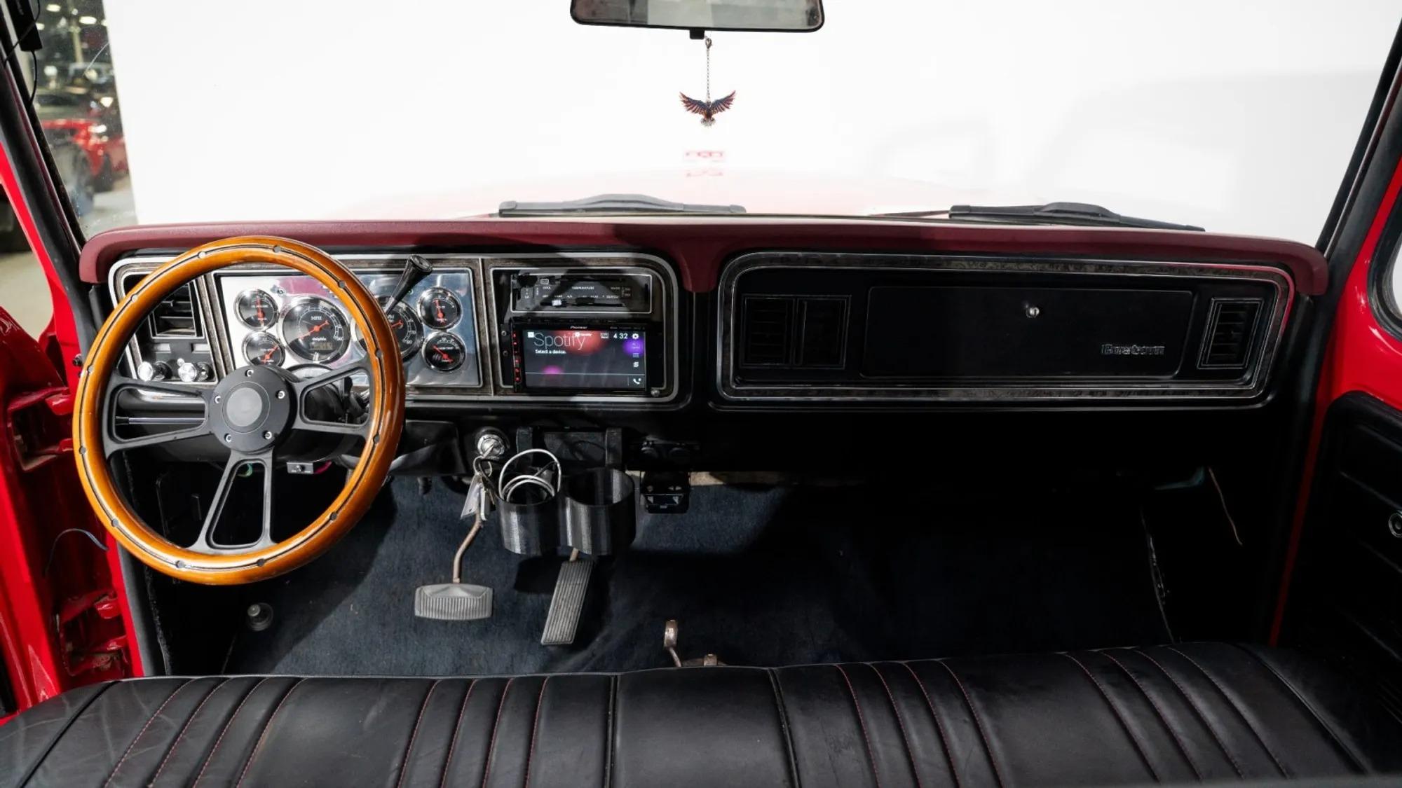1976 Ford F-250