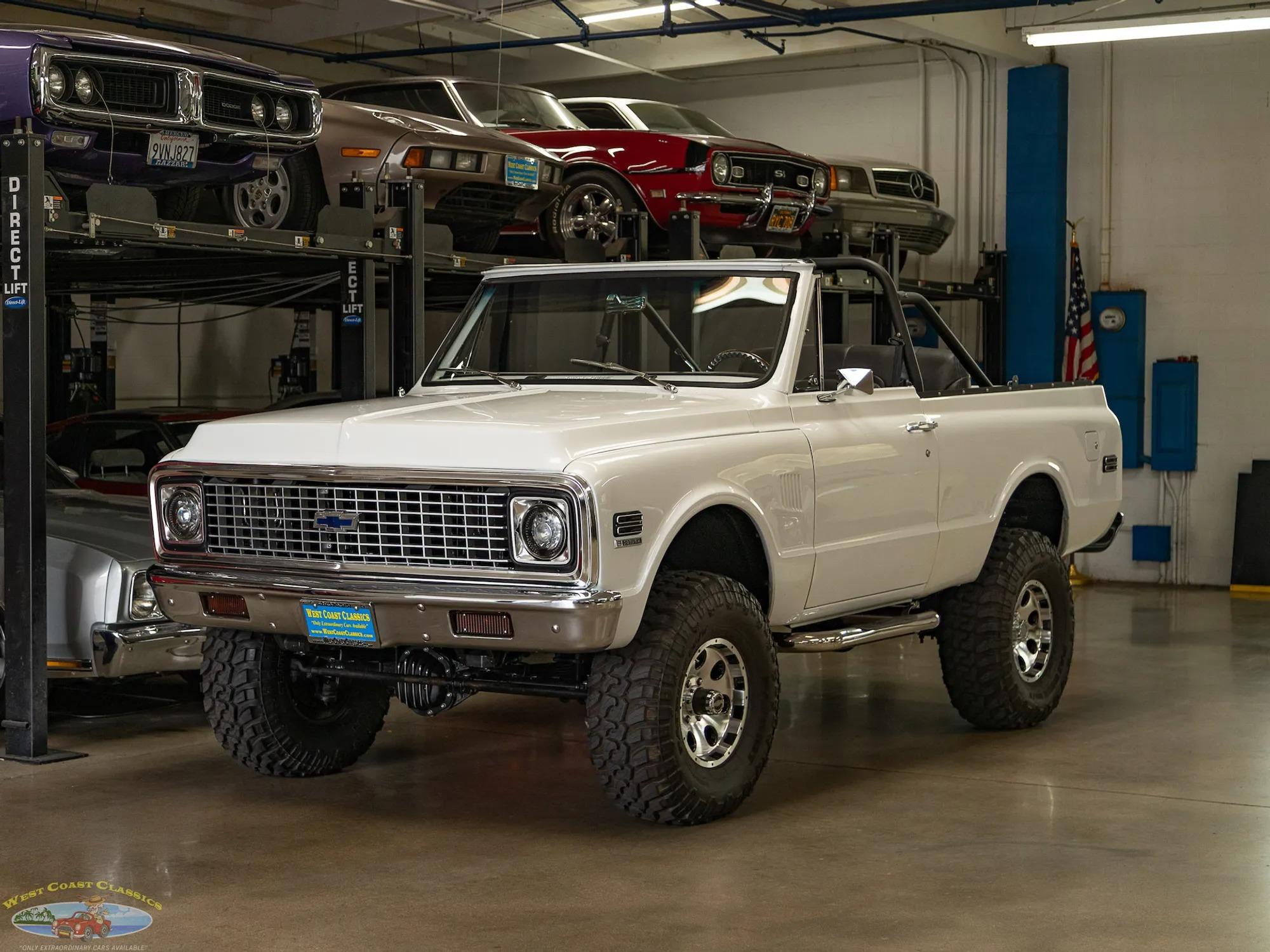 1972 Chevrolet K5 Custom Blazer - 2
