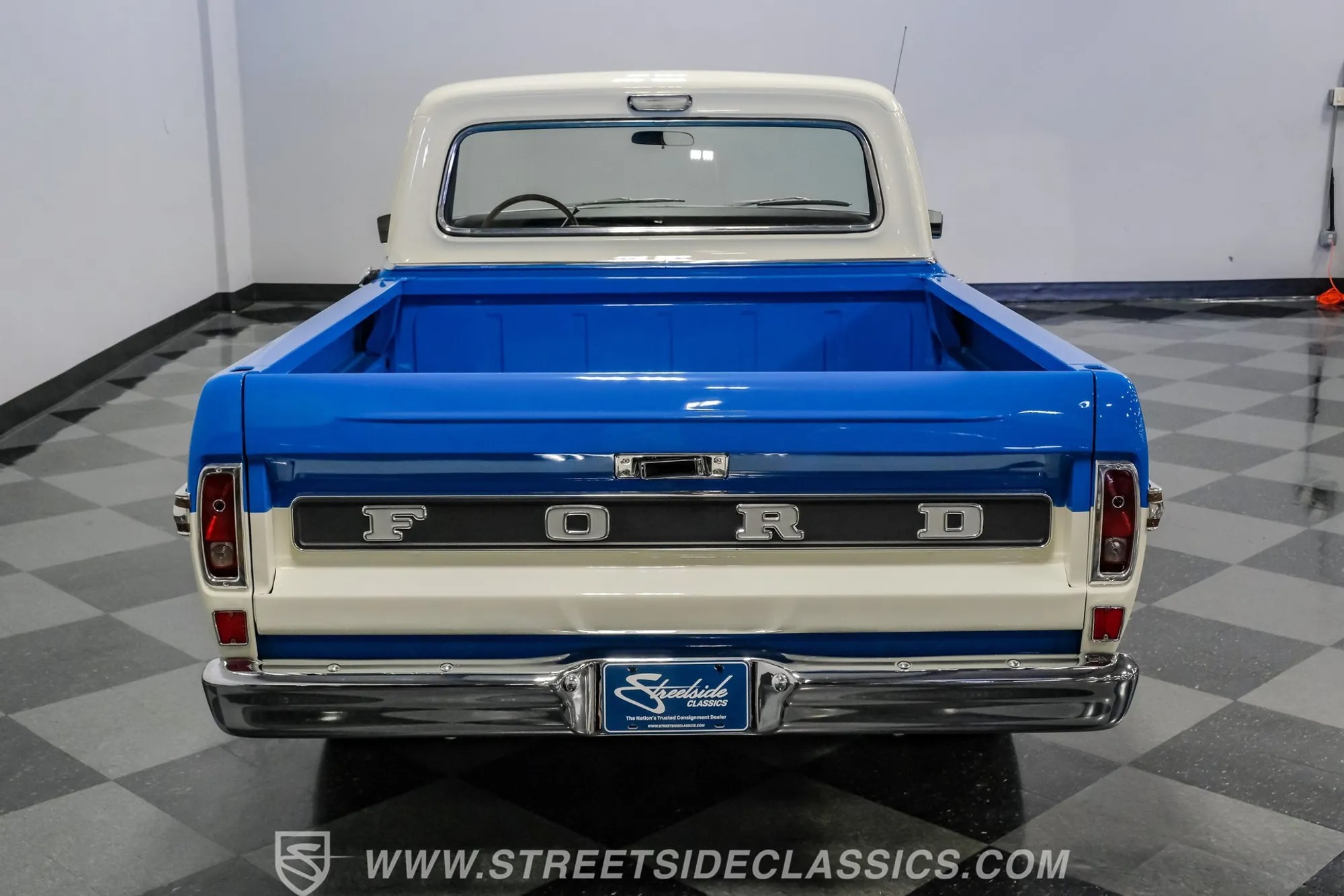 1972 Ford F-100 Ranger XLT Tribute