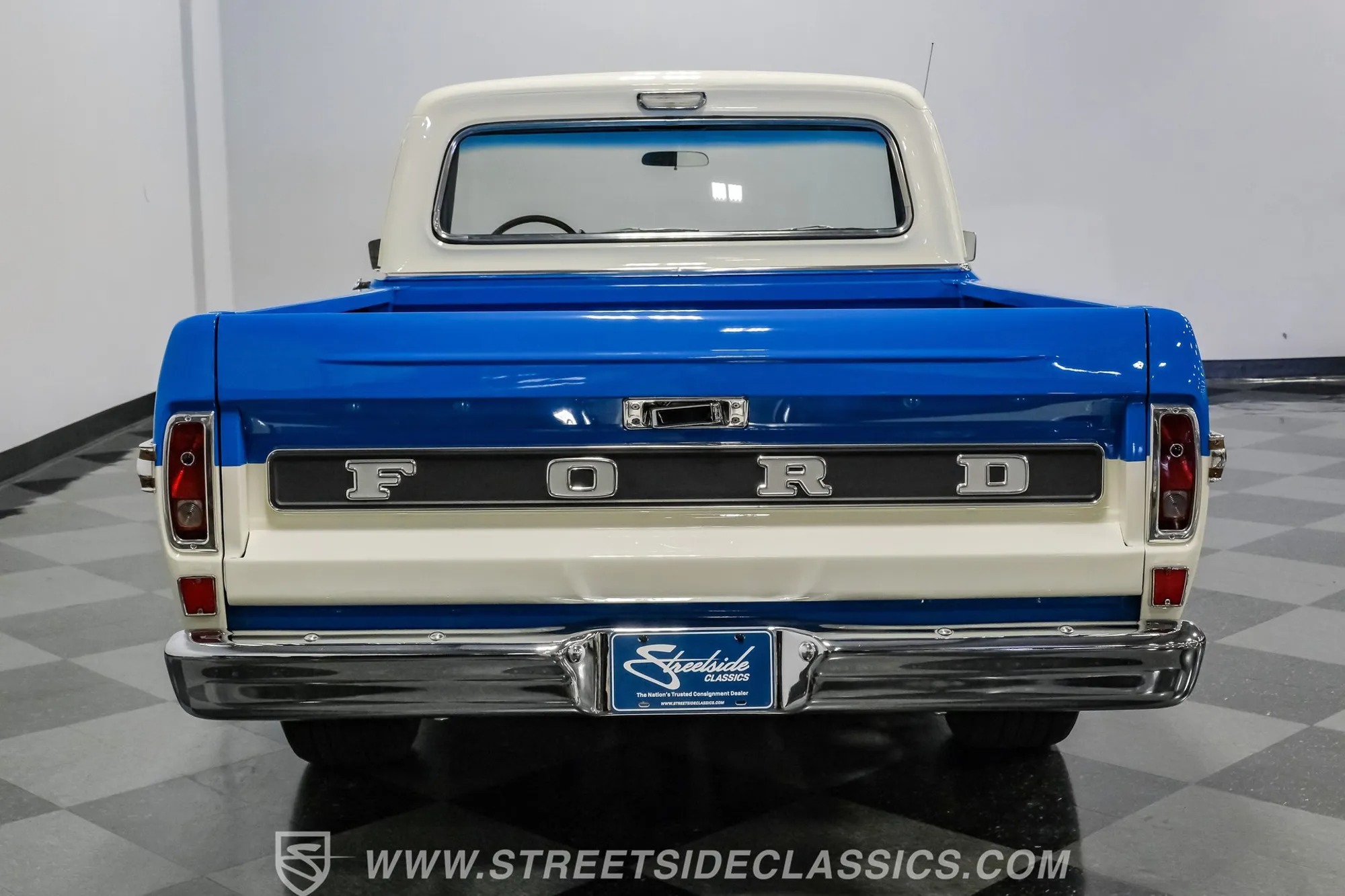 1972 Ford F-100 Ranger XLT Tribute