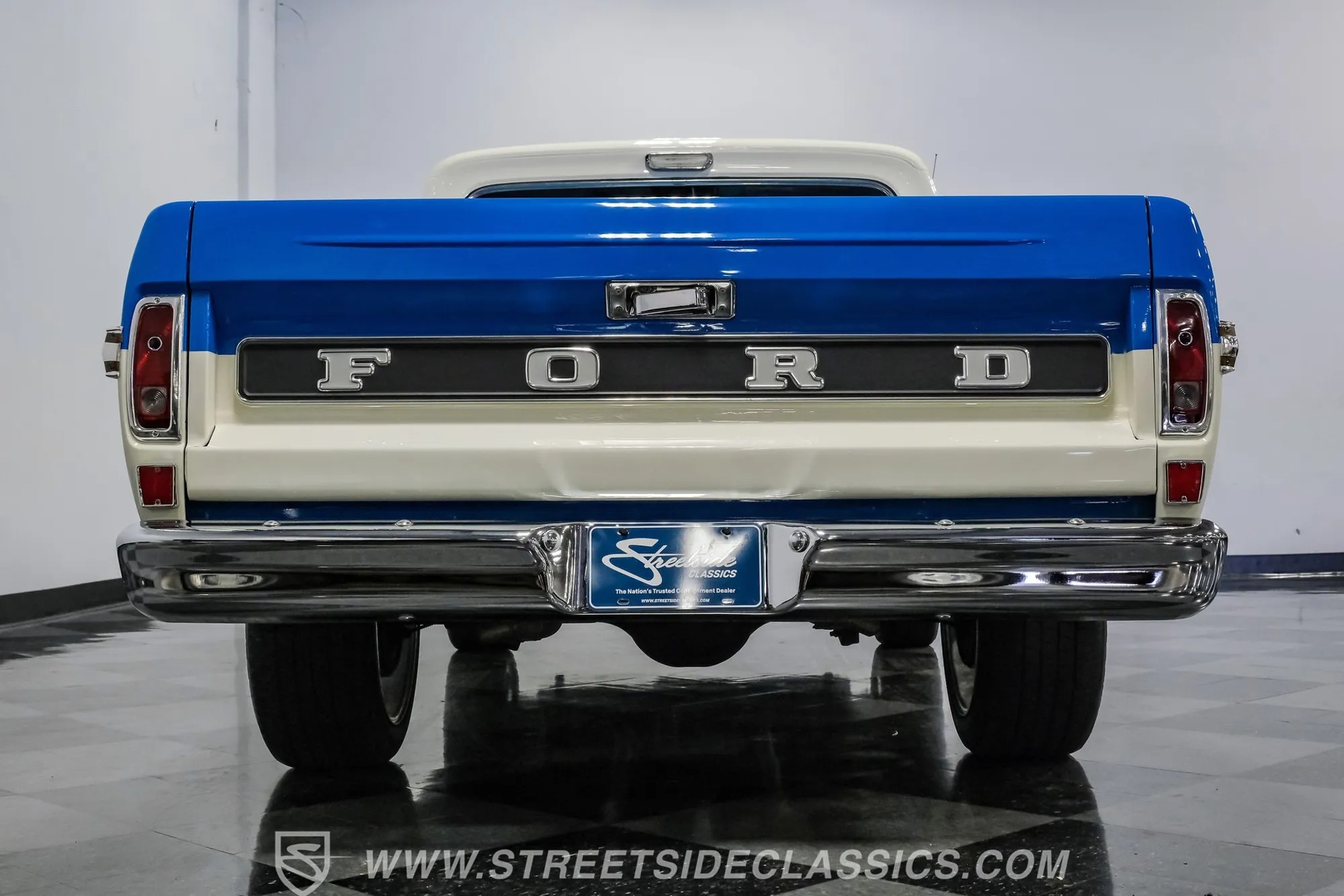 1972 Ford F-100 Ranger XLT Tribute