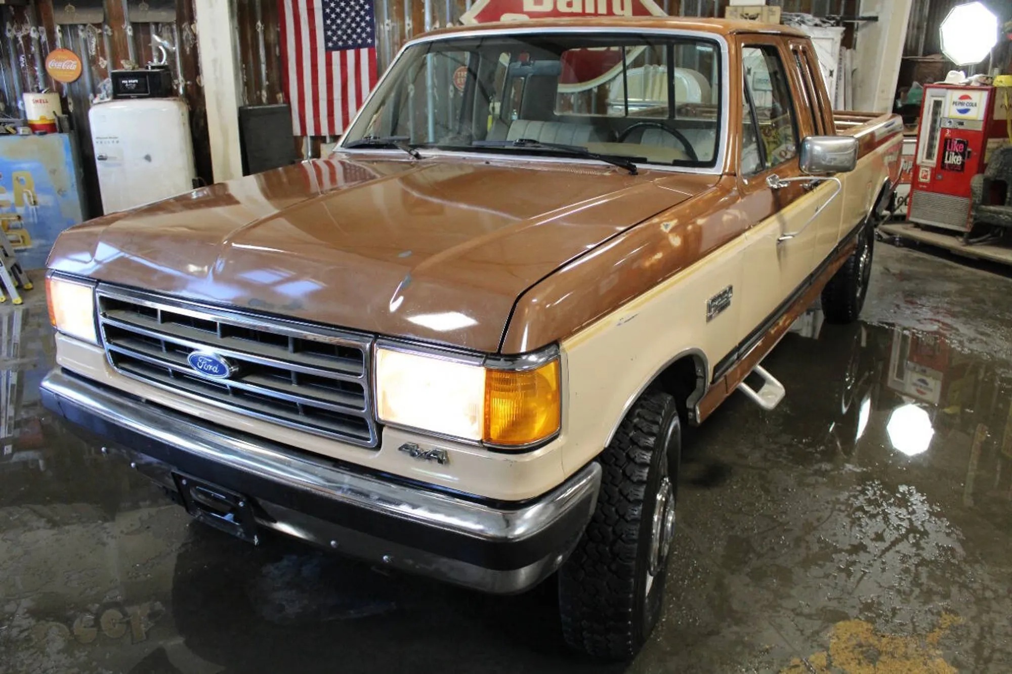1990 Ford F-250 XLT Lariat
