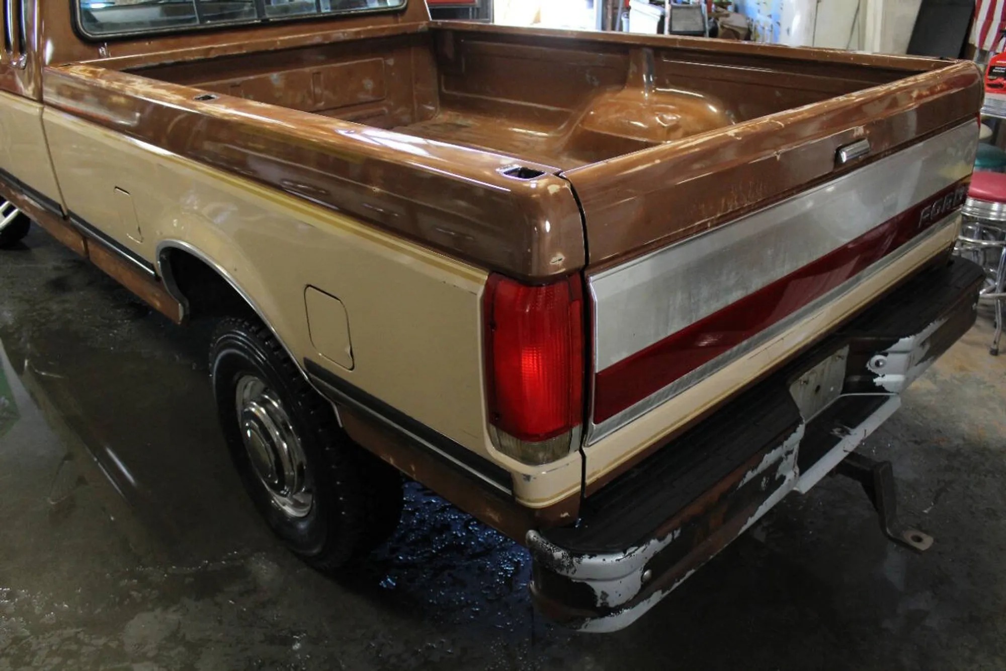 1990 Ford F-250 XLT Lariat