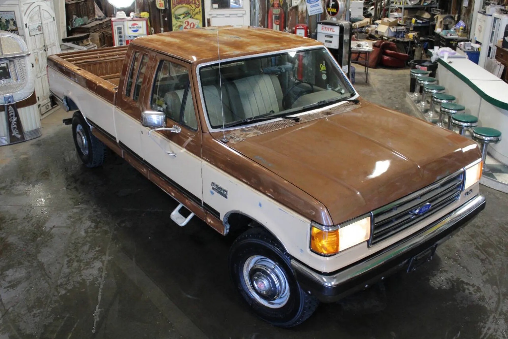 1990 Ford F-250 XLT Lariat