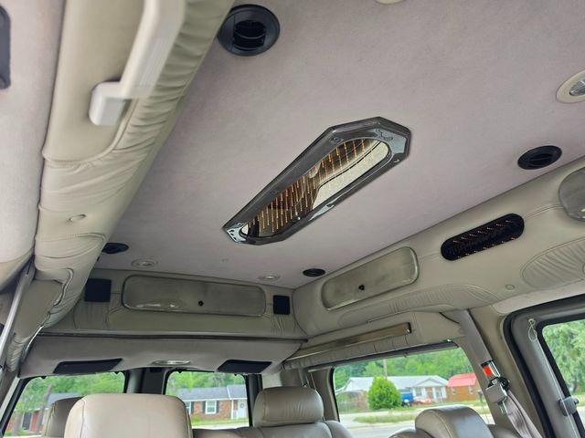 2004 Chevrolet Express G1500 Explorer Limited SE