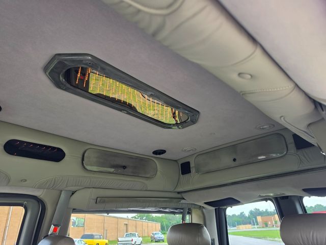2004 Chevrolet Express G1500 Explorer Limited SE