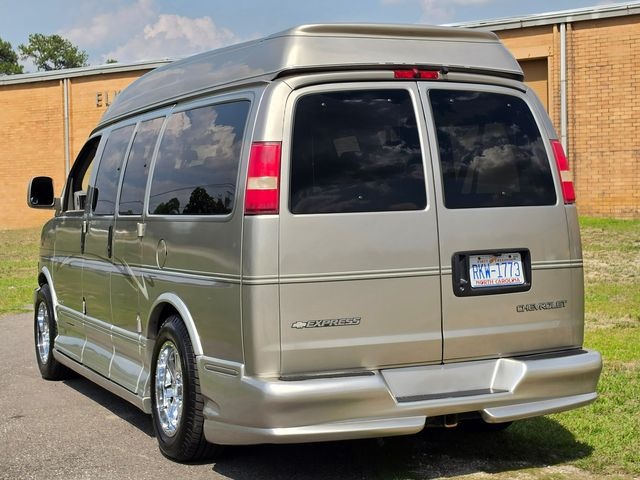 2004 Chevrolet Express G1500 Explorer Limited SE