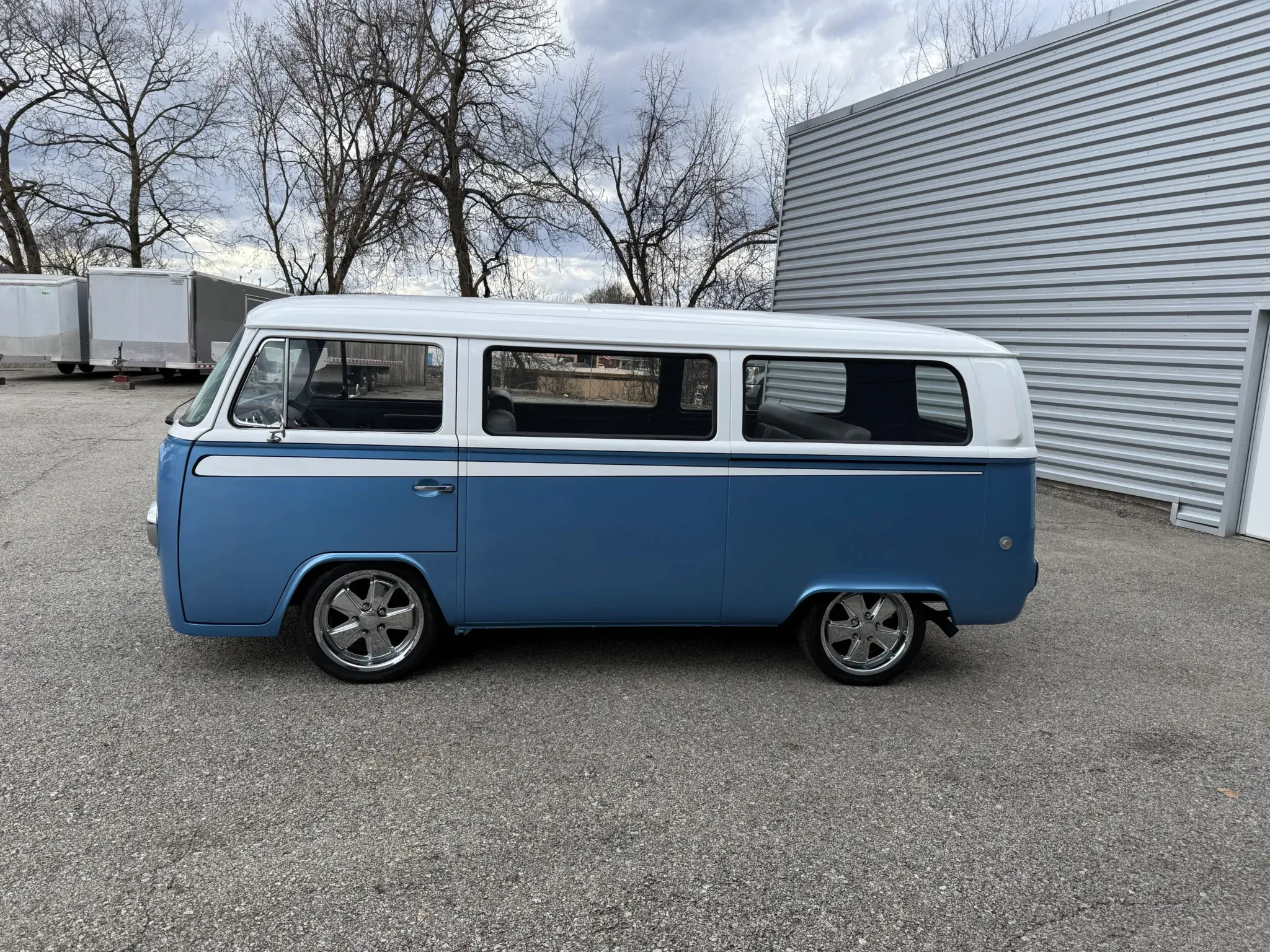 1974 Volkswagen Type II Custom Bus