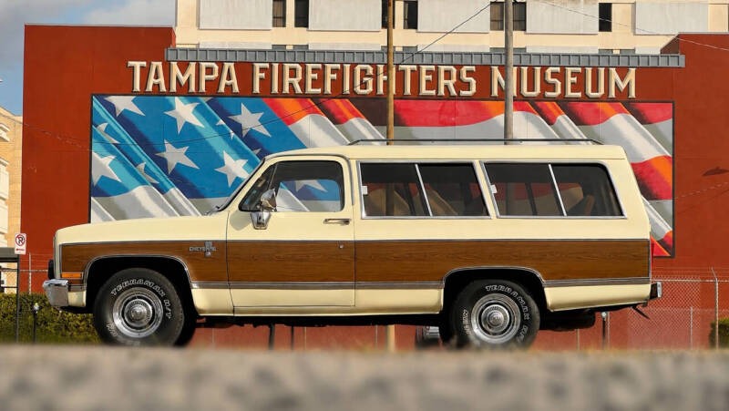 1981 Chevrolet C10 Suburban Caryall