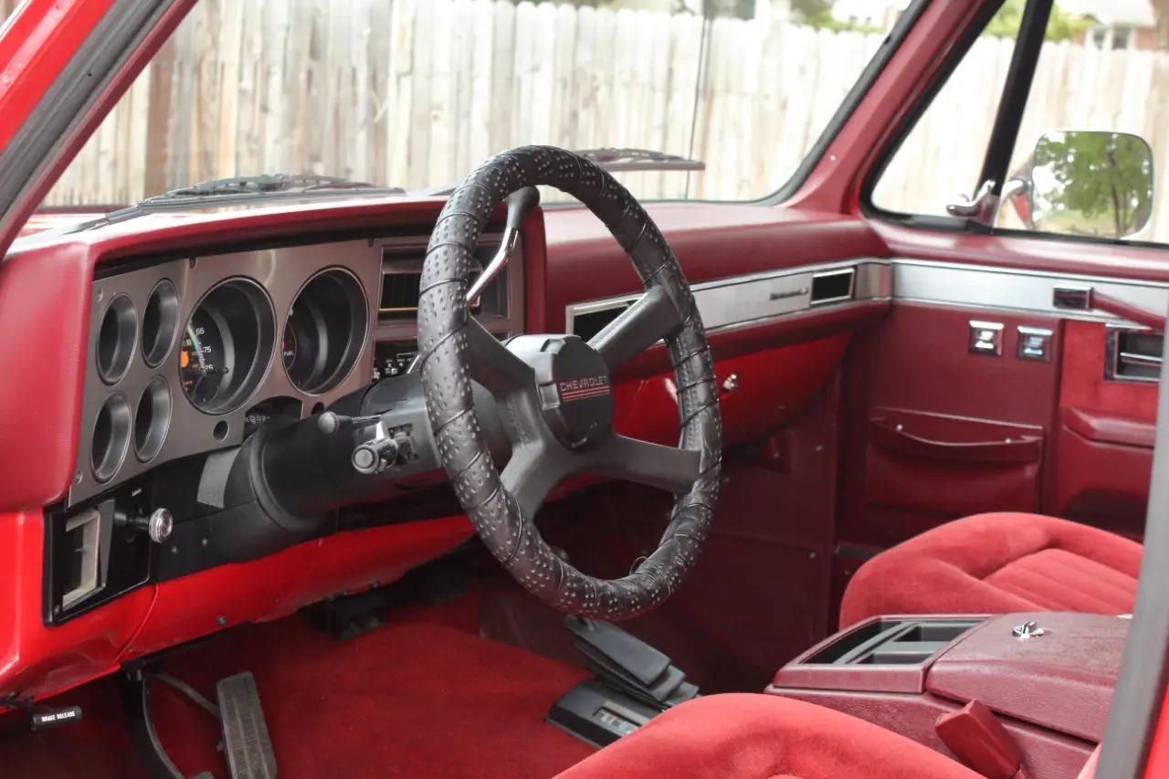 1991 Chevrolet K5 Blazer Silverado - 5