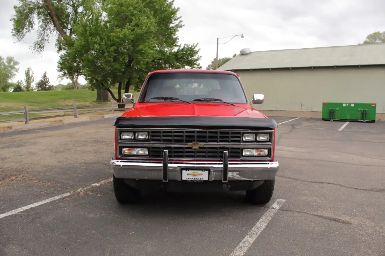 1991 Chevrolet K5 Blazer - 3