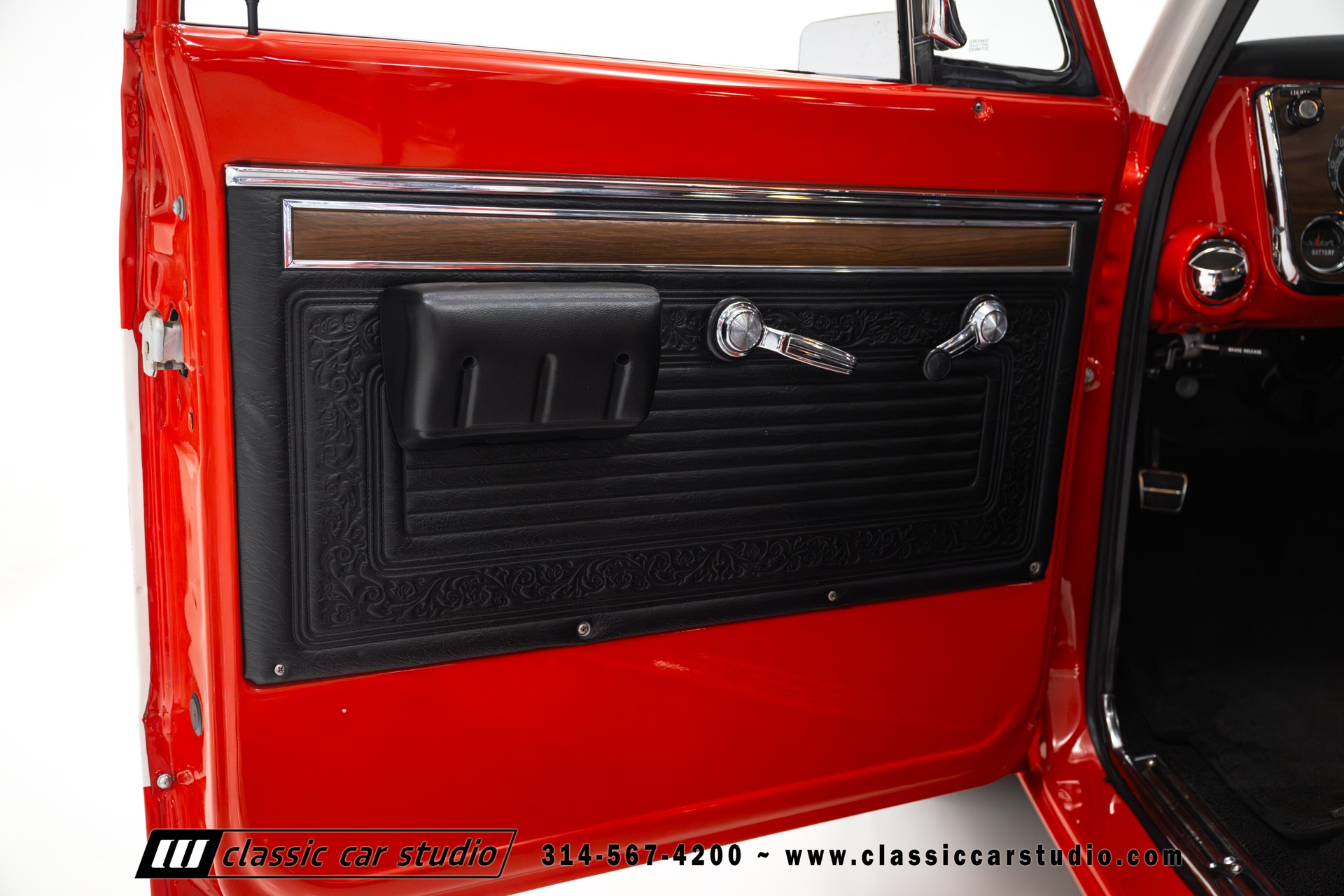 Frame-Off Restored 1971 Chevrolet C10 Cheyenne