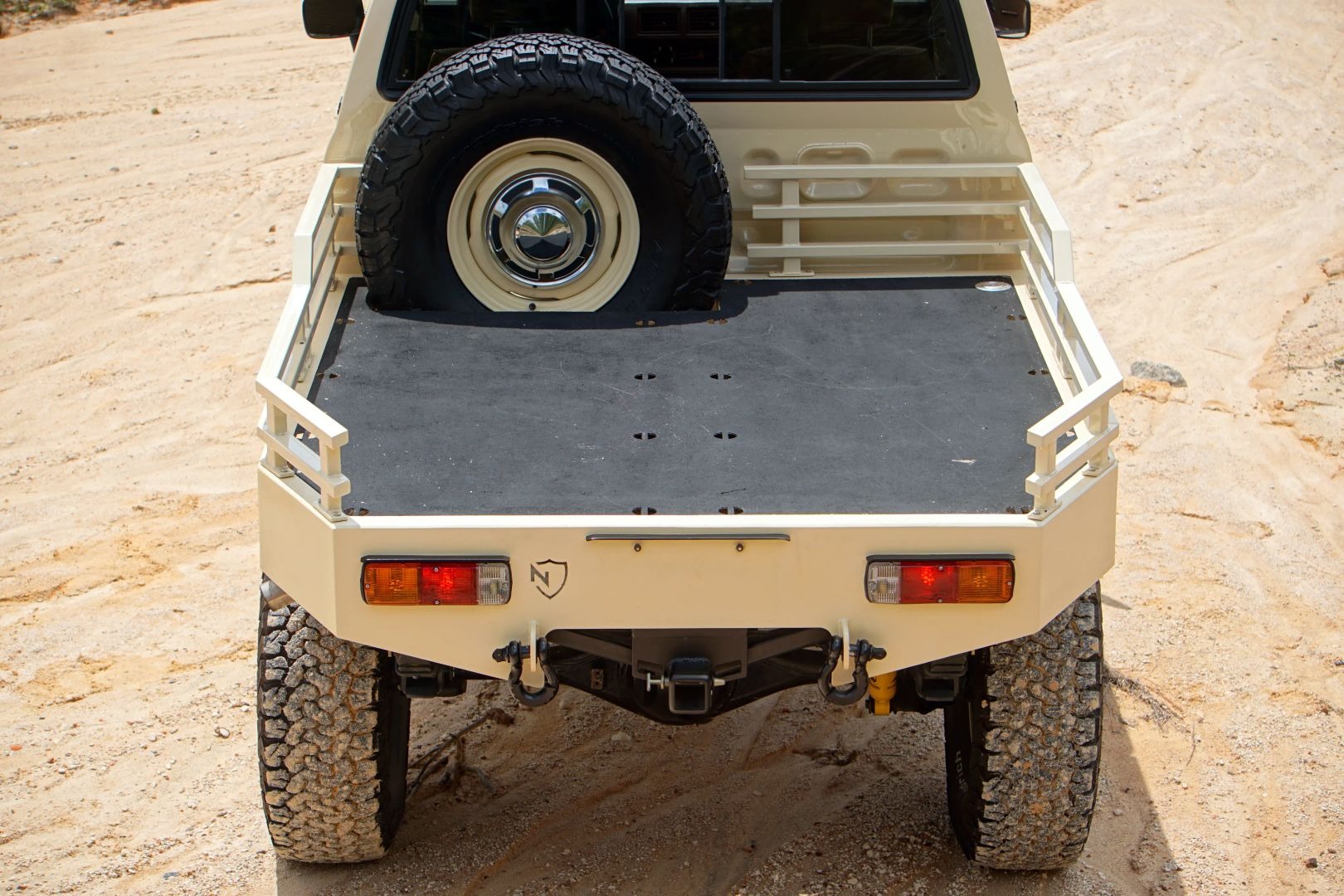 1984 Toyota Pickup Flatbed 4X4 Restomod