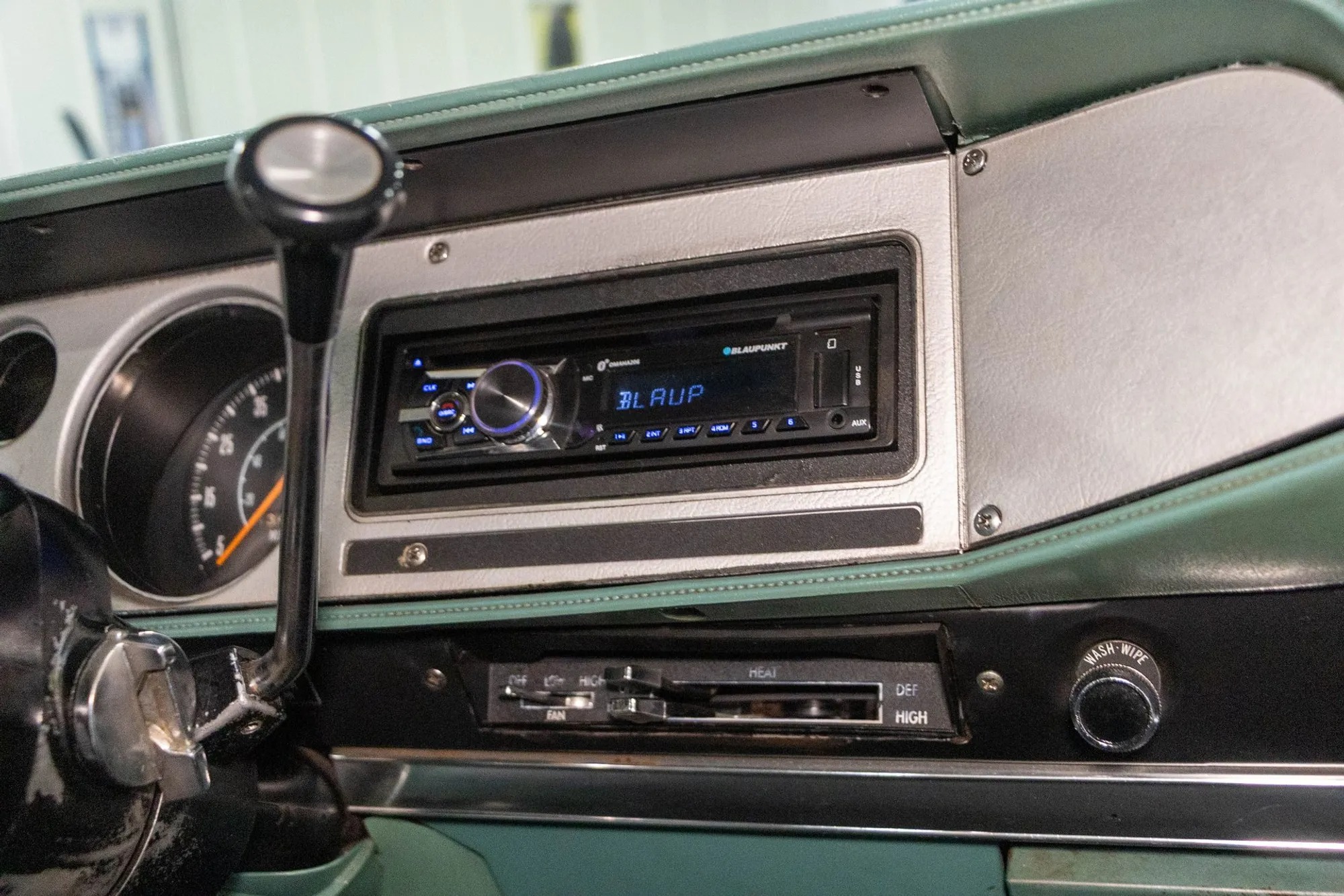 1980 Dodge D150 Adventurer
