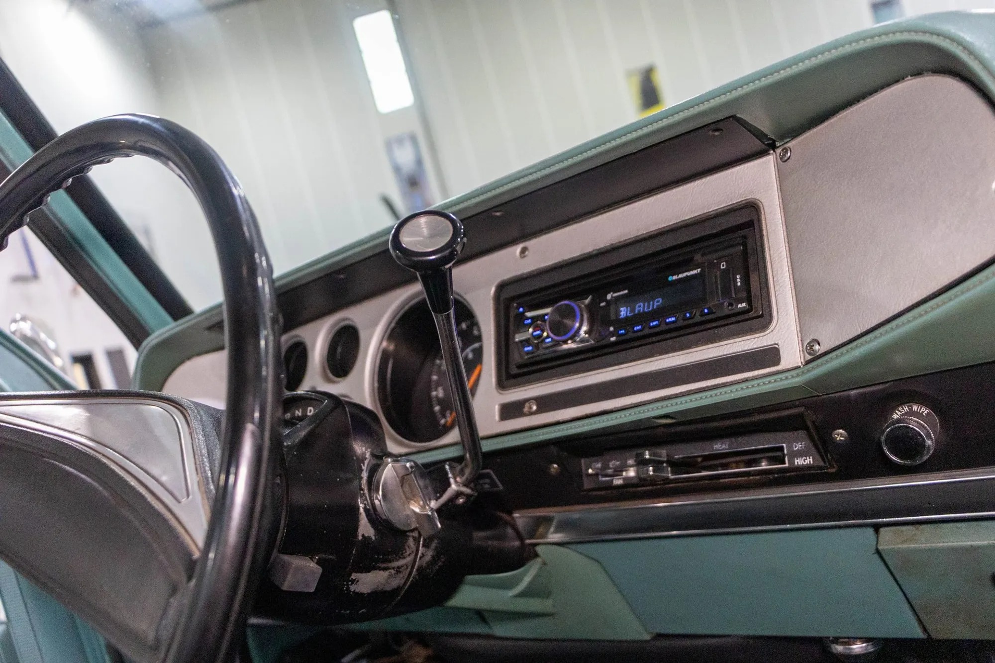 1980 Dodge D150 Adventurer